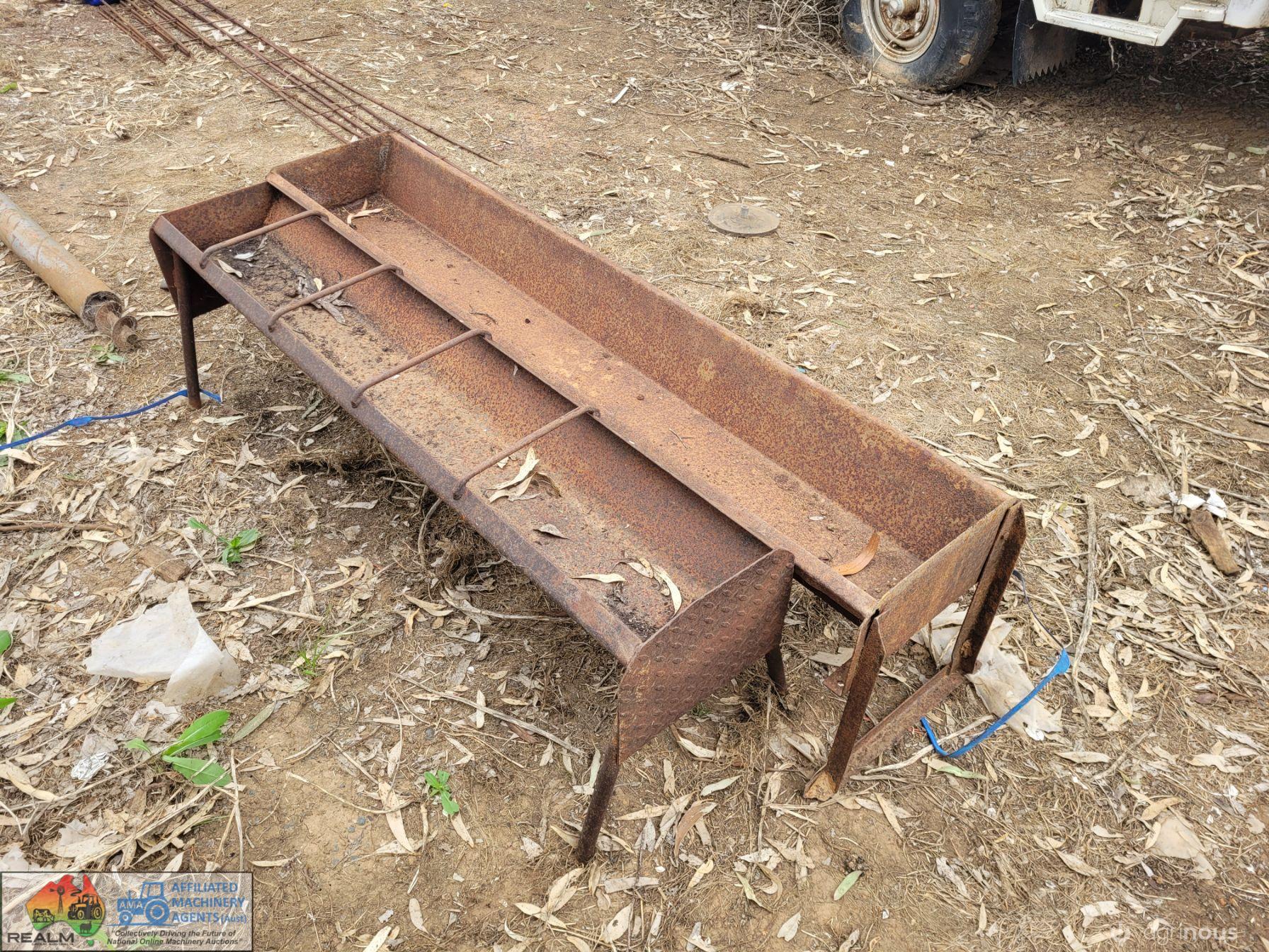 2x H/duty Steel Pig/Calf Feed Troughs - photo 2