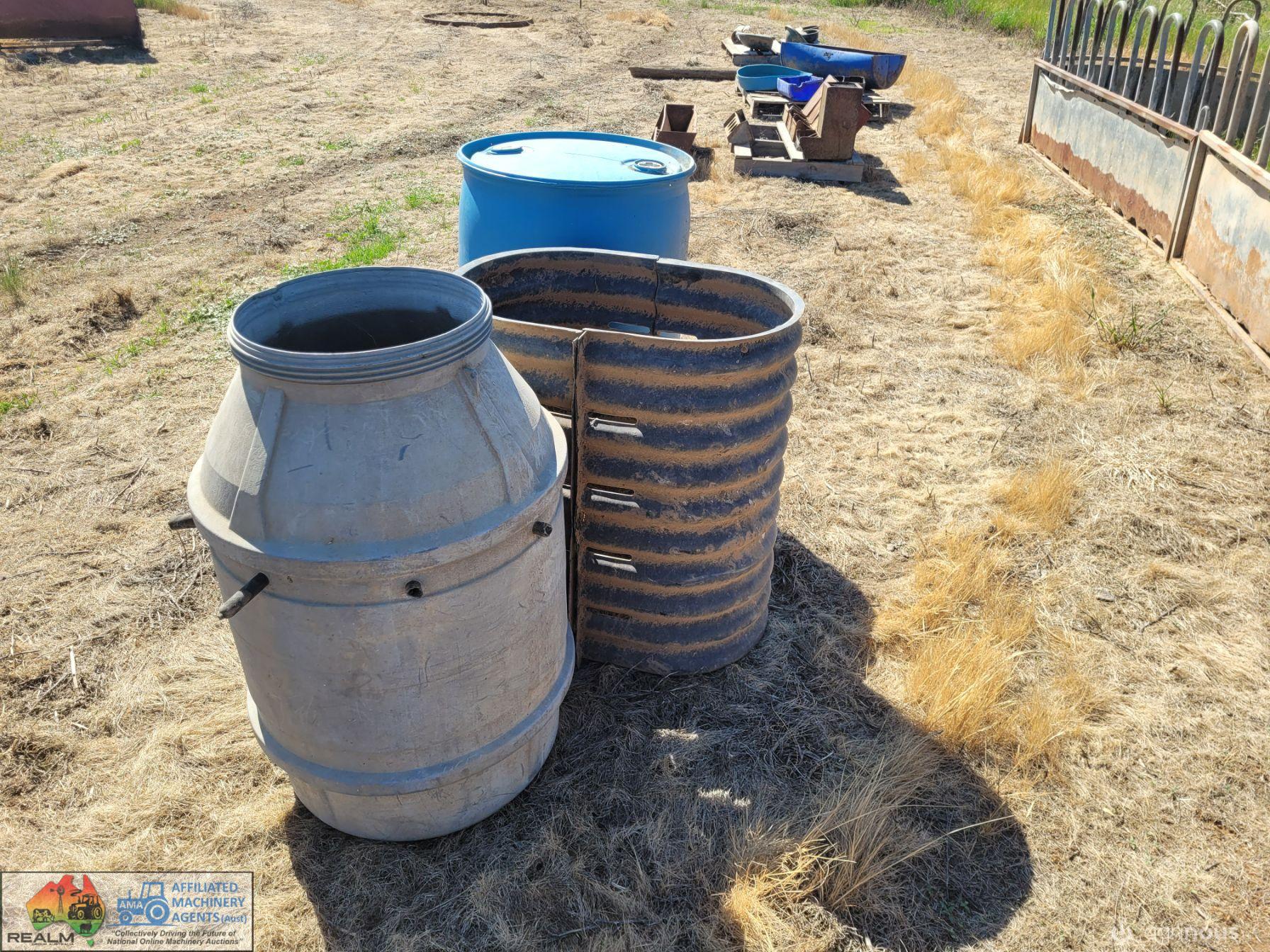 3x Plastic Tubs/Barrels