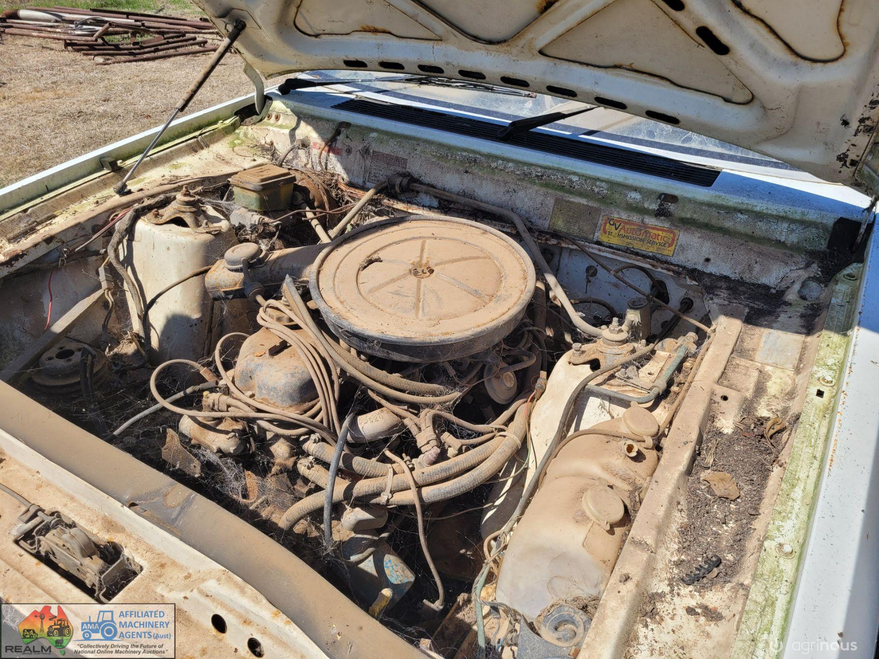 1982 White XE Falcon Wagon (Parts) - photo 6