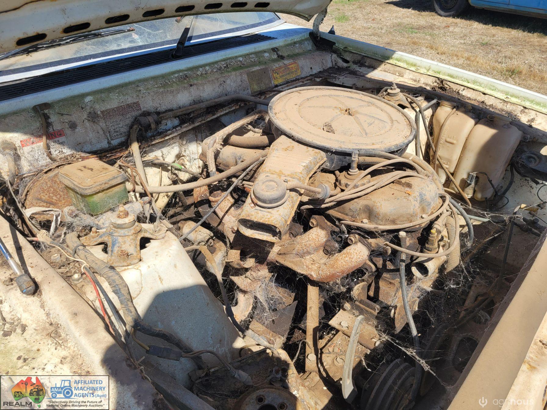 1982 White XE Falcon Wagon (Parts) - photo 7