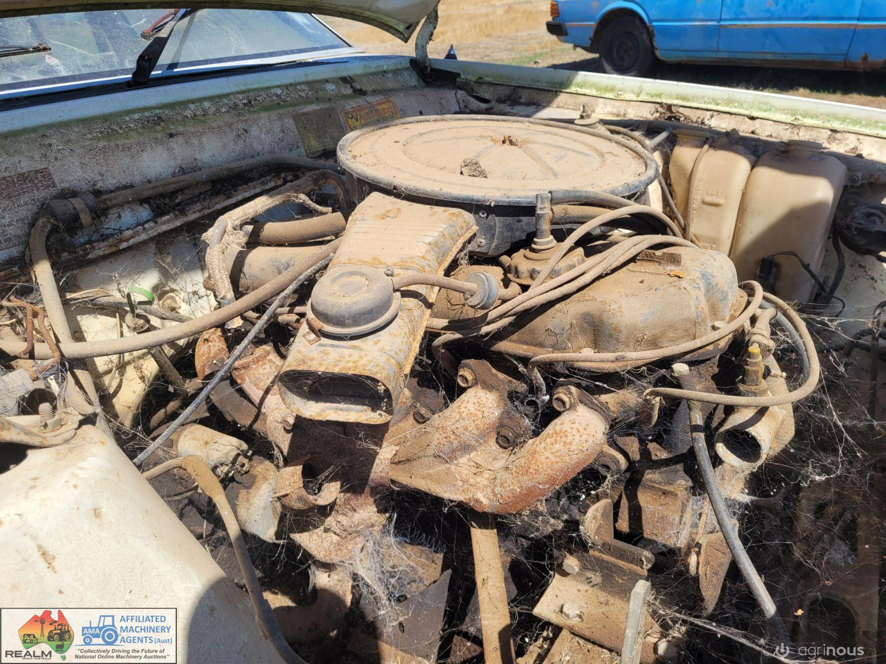 1982 White XE Falcon Wagon (Parts) - photo 5