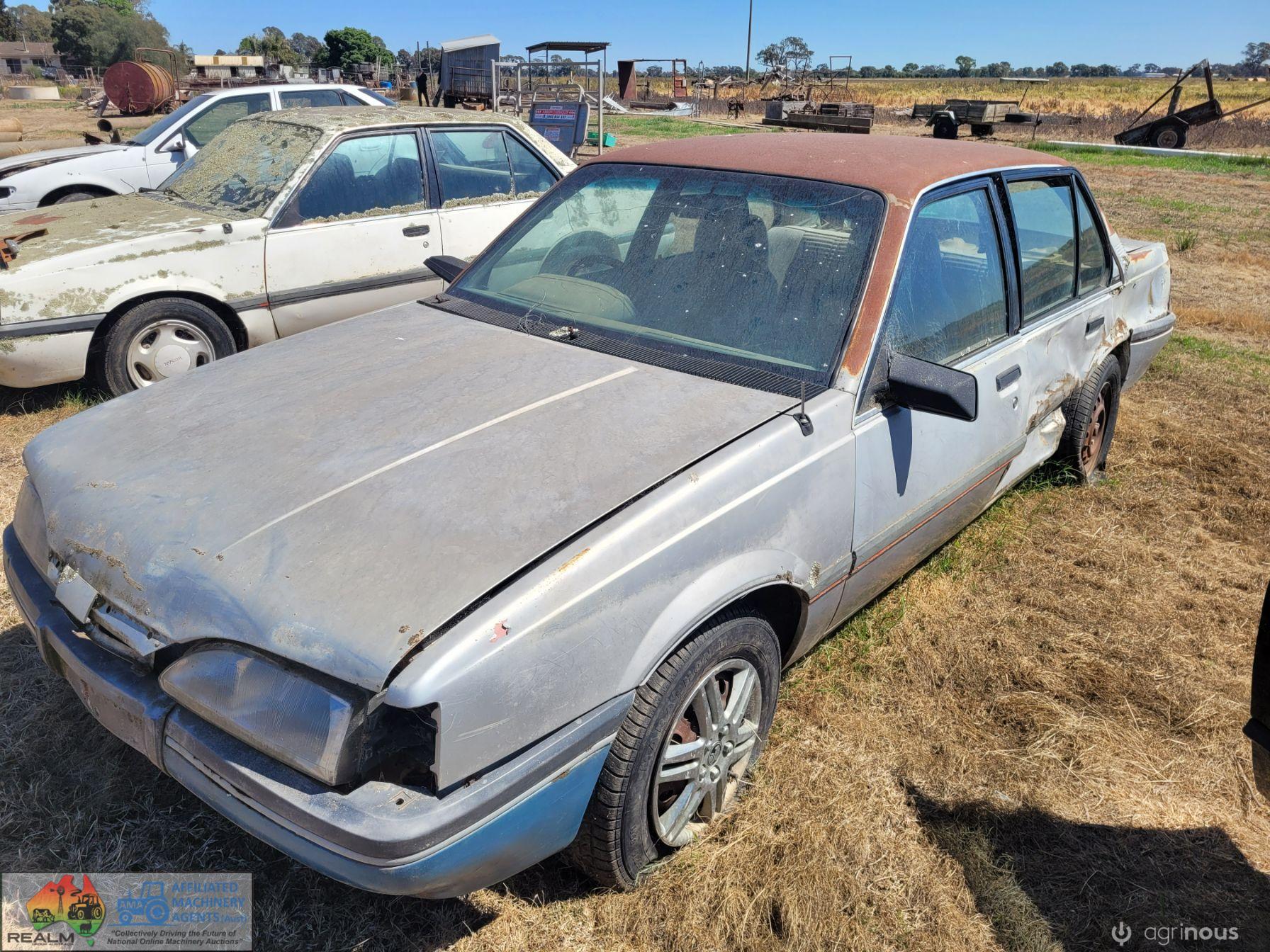 1985 Silver JD Camira (Parts) - photo 2