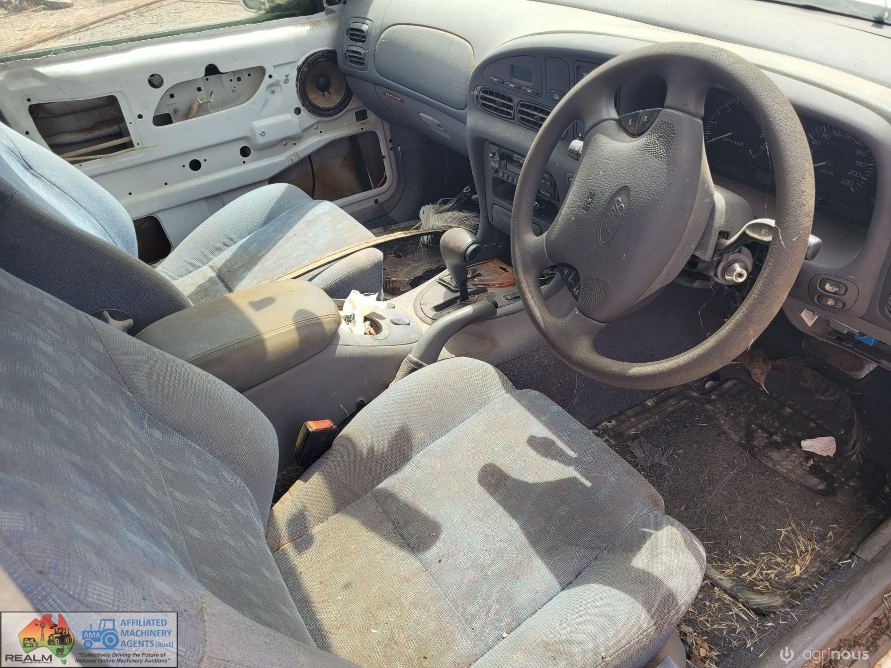 1996 EL Falcon Sedan (White) - photo 11