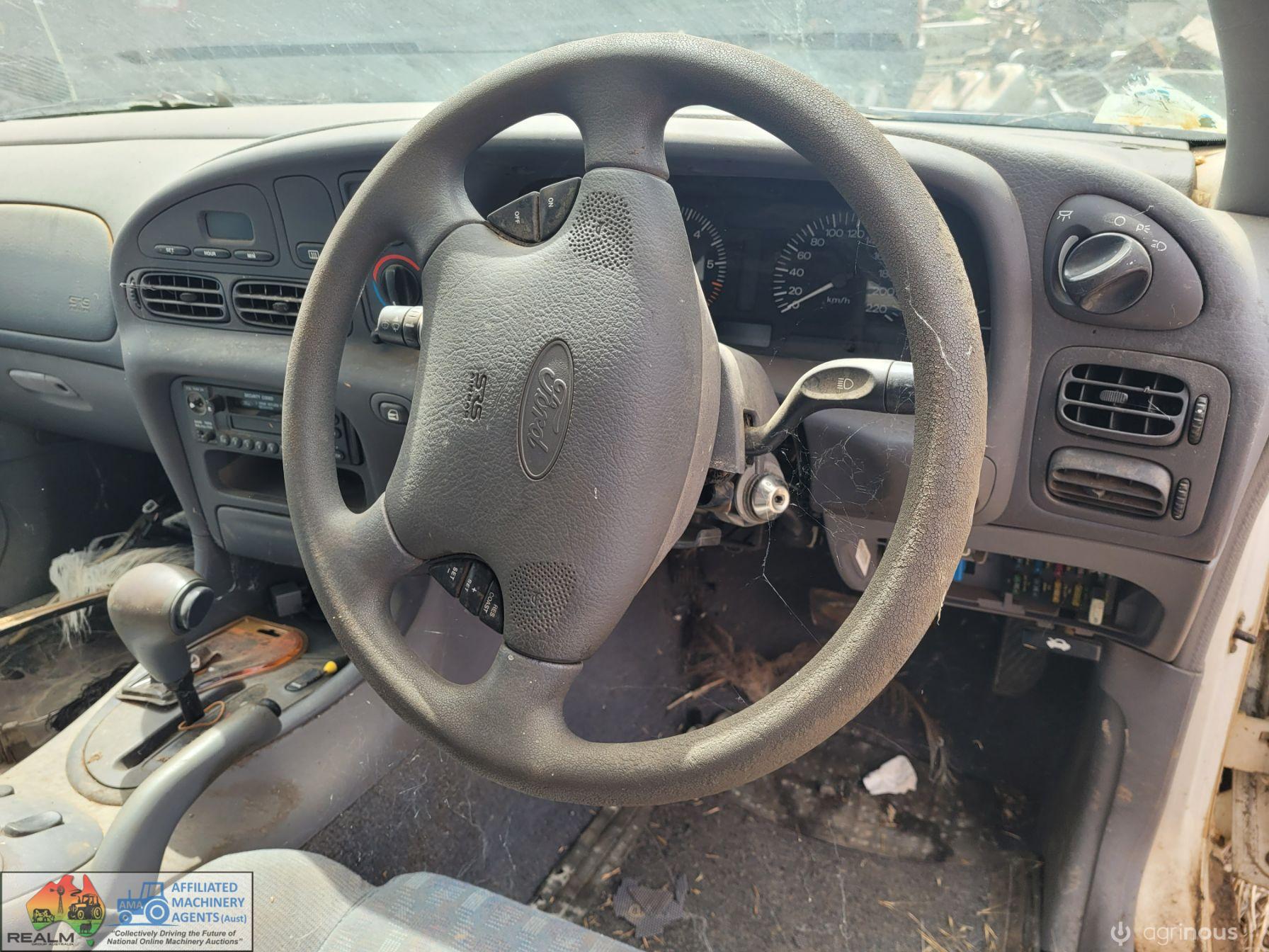 1996 EL Falcon Sedan (White) - photo 5