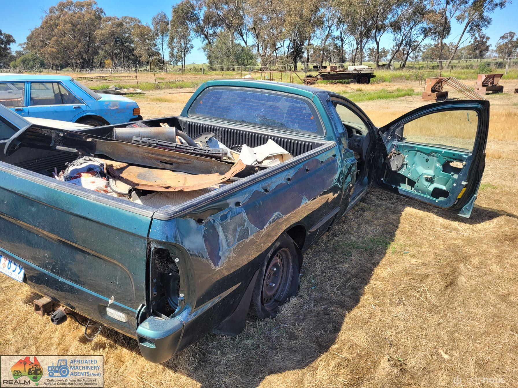 2002 AU Falcon Ute (Parts) - photo 2