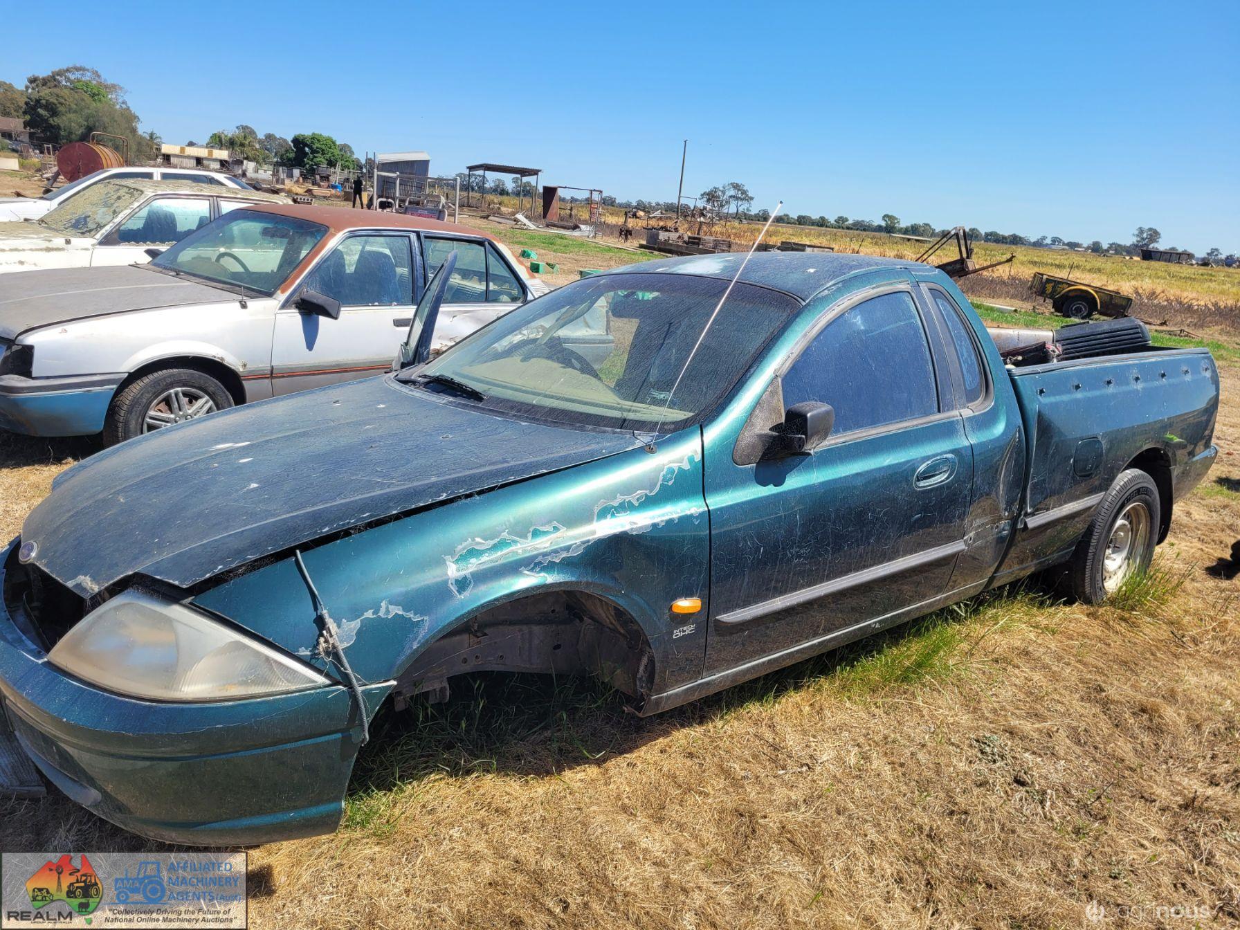 2002 AU Falcon Ute (Parts)