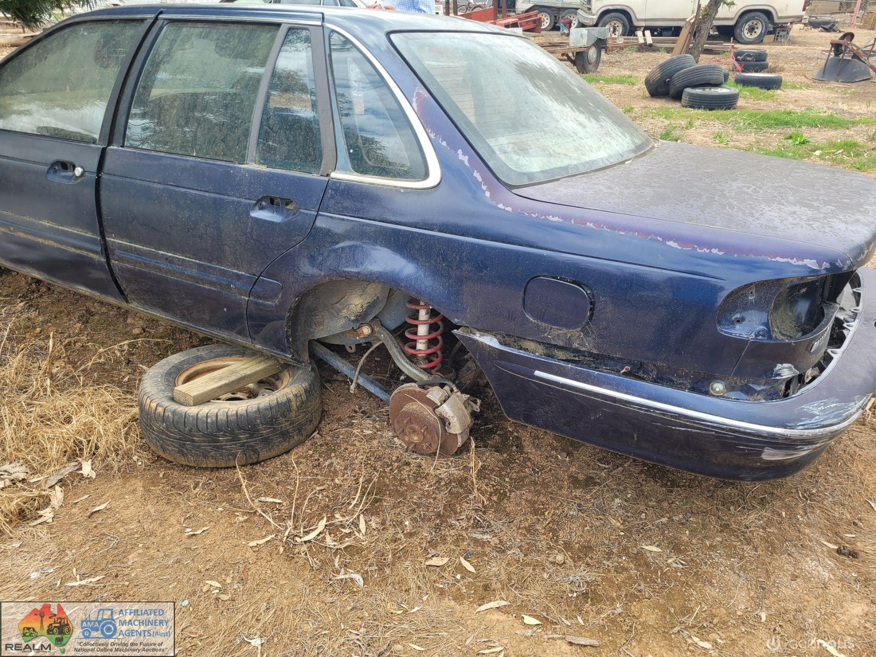 1996 NF Fairlane Ghia (Blue) - photo 6