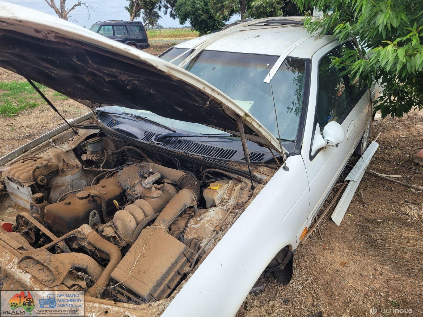 1998 EL Falcon Wagon (White) - photo 4