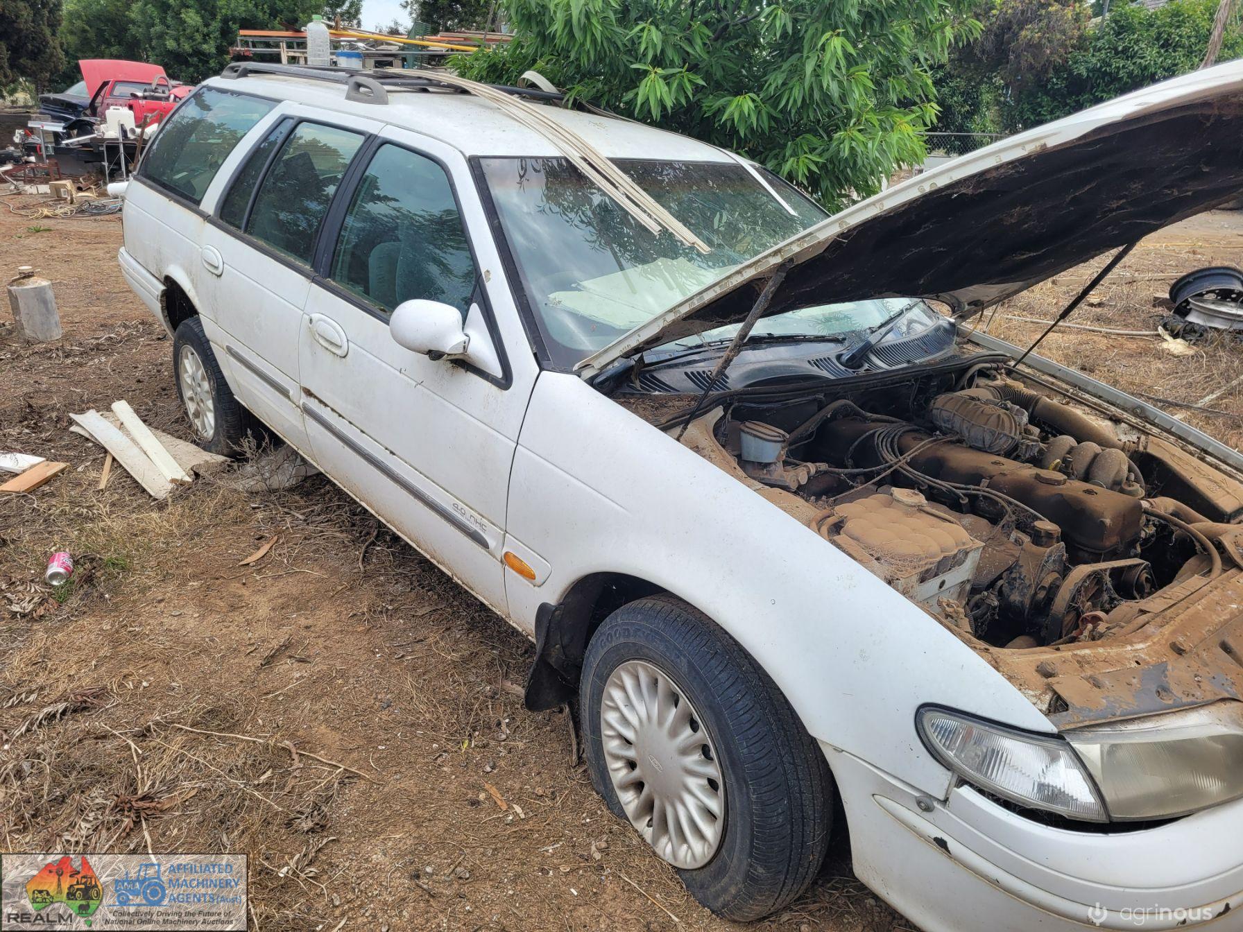 1998 EL Falcon Wagon (White) - photo 12