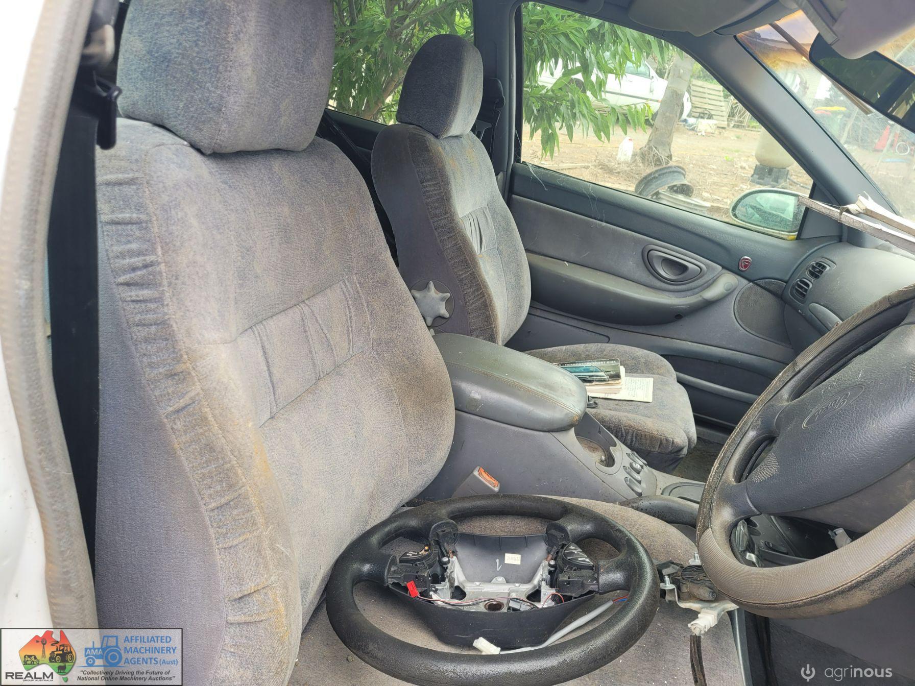 1998 EL Falcon Wagon (White) - photo 8