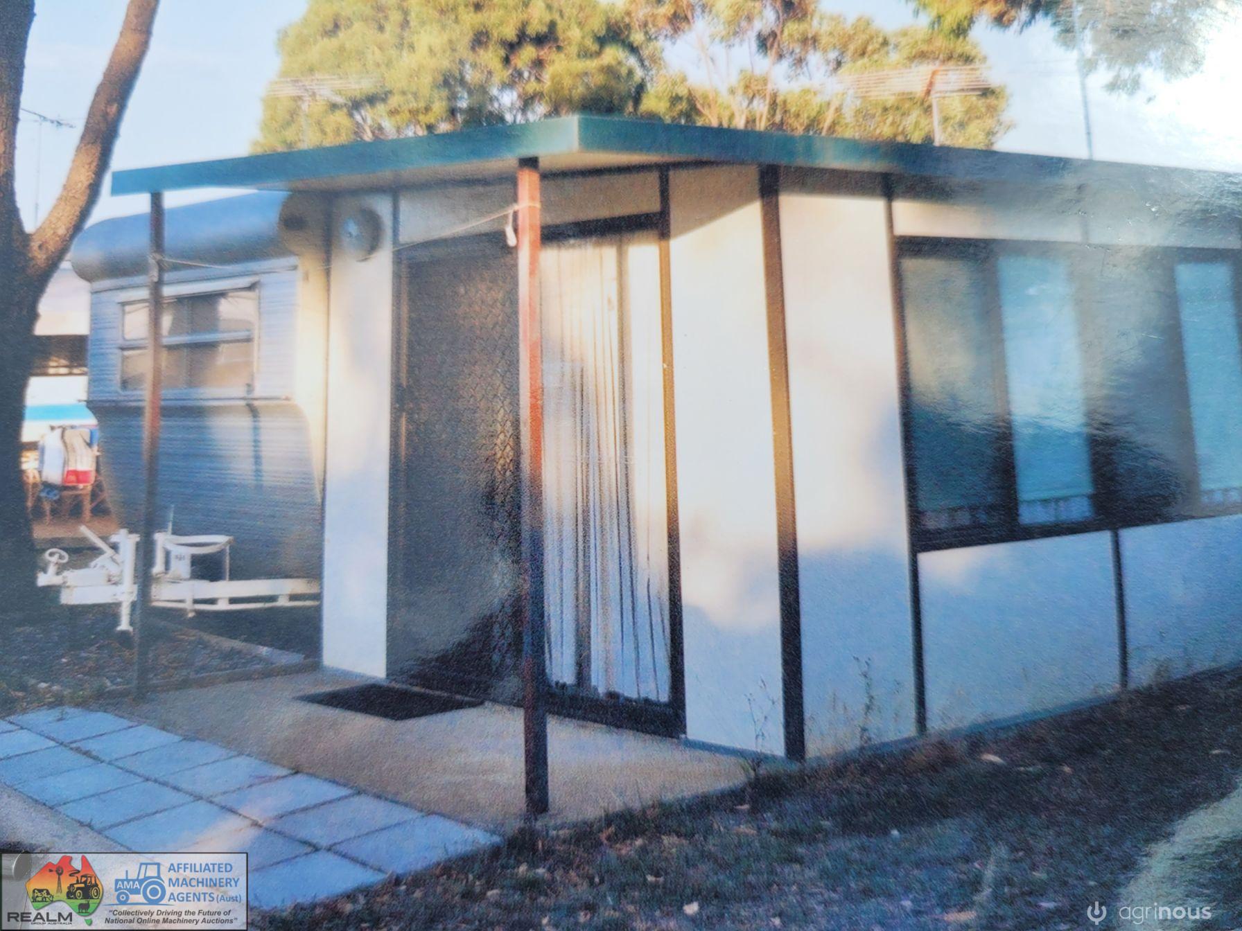Caravan Fixed Room/Annex (Approx 10' x 20')