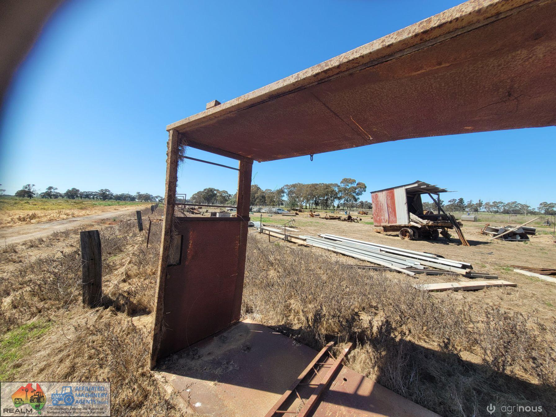 Steel Truck Grain Bin (13ft x 7ft4") - photo 2