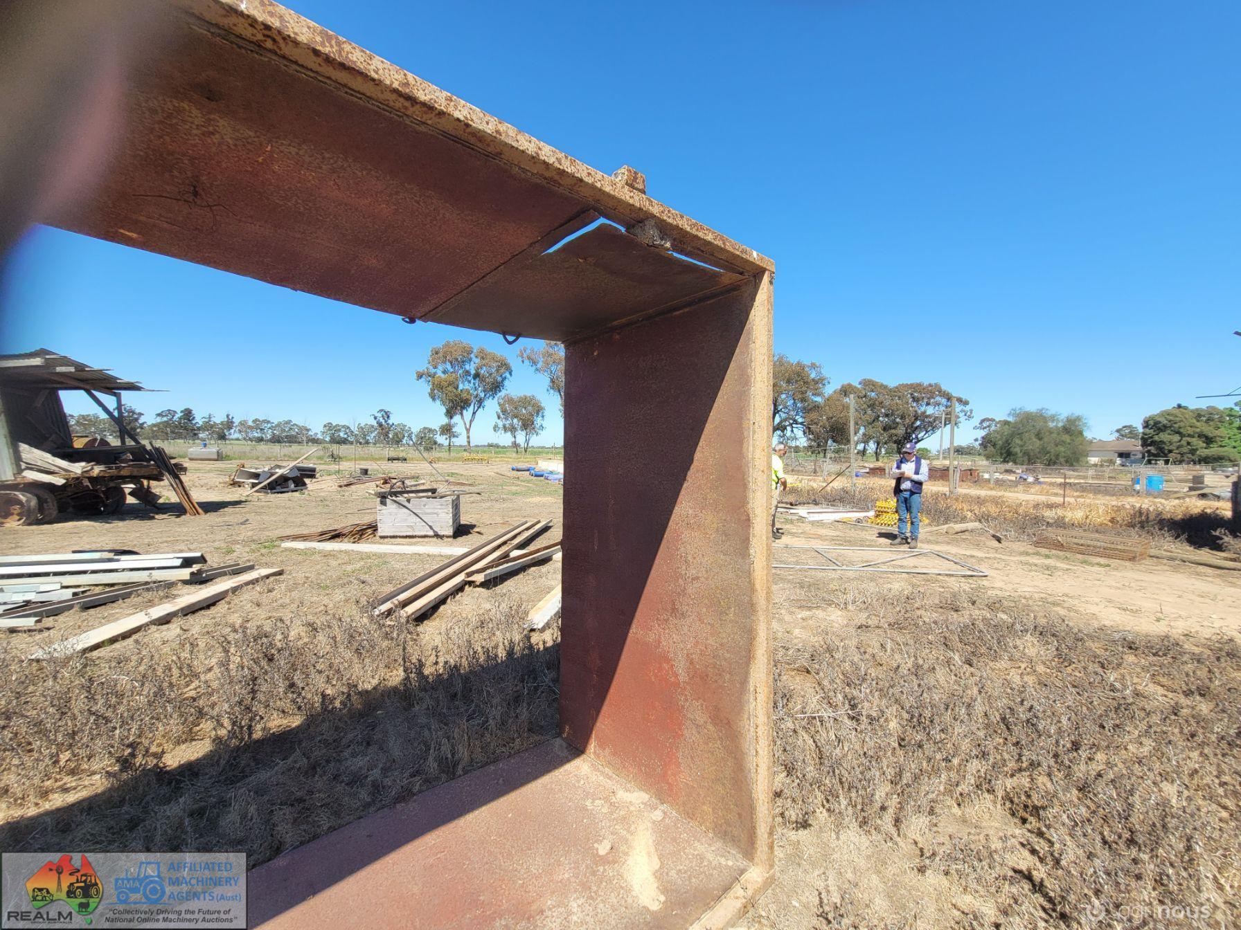 Steel Truck Grain Bin (13ft x 7ft4")