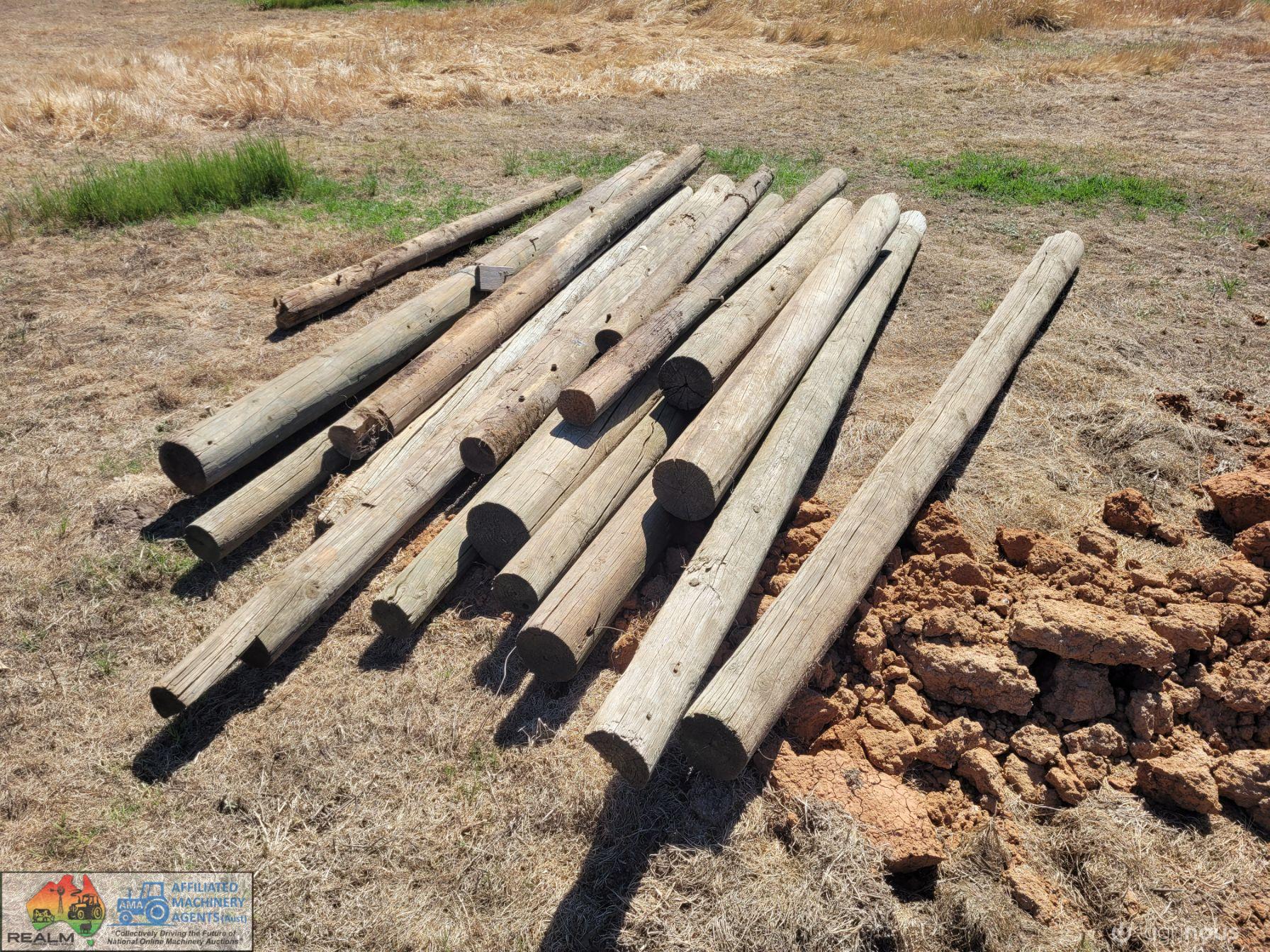 20x Assorted Pine Posts