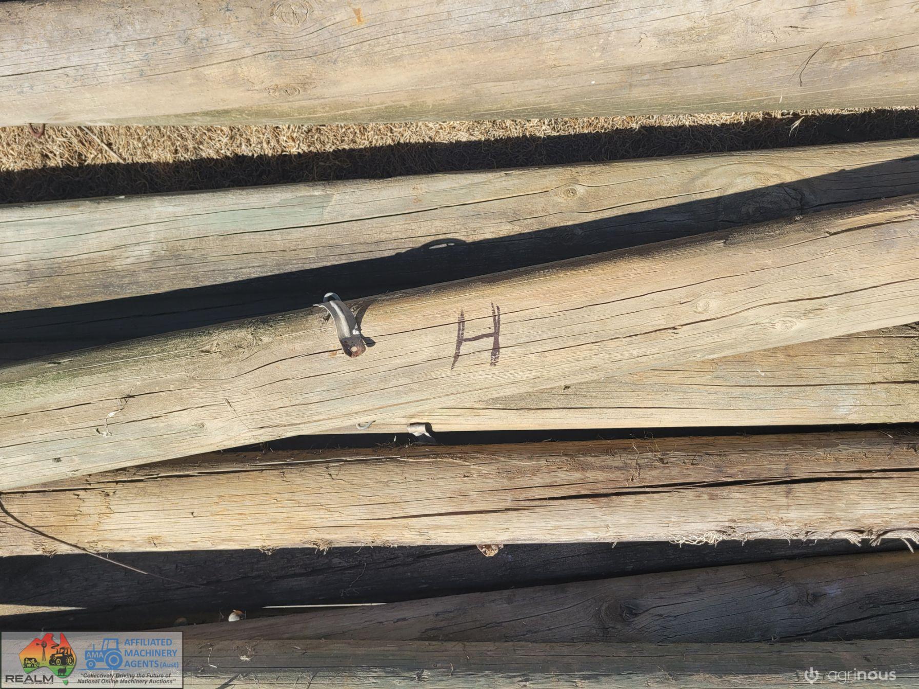 20x Pine Fence Posts "H" - photo 3