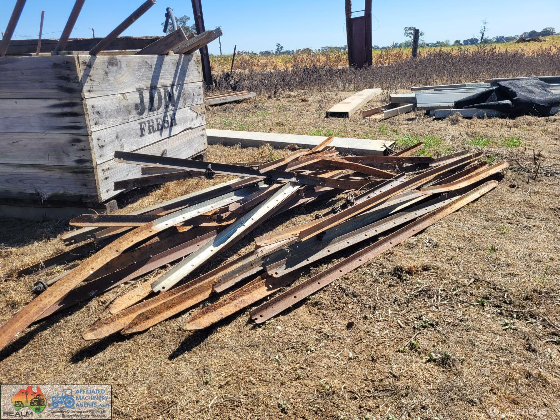 Assorted Used Steel Posts - photo 2