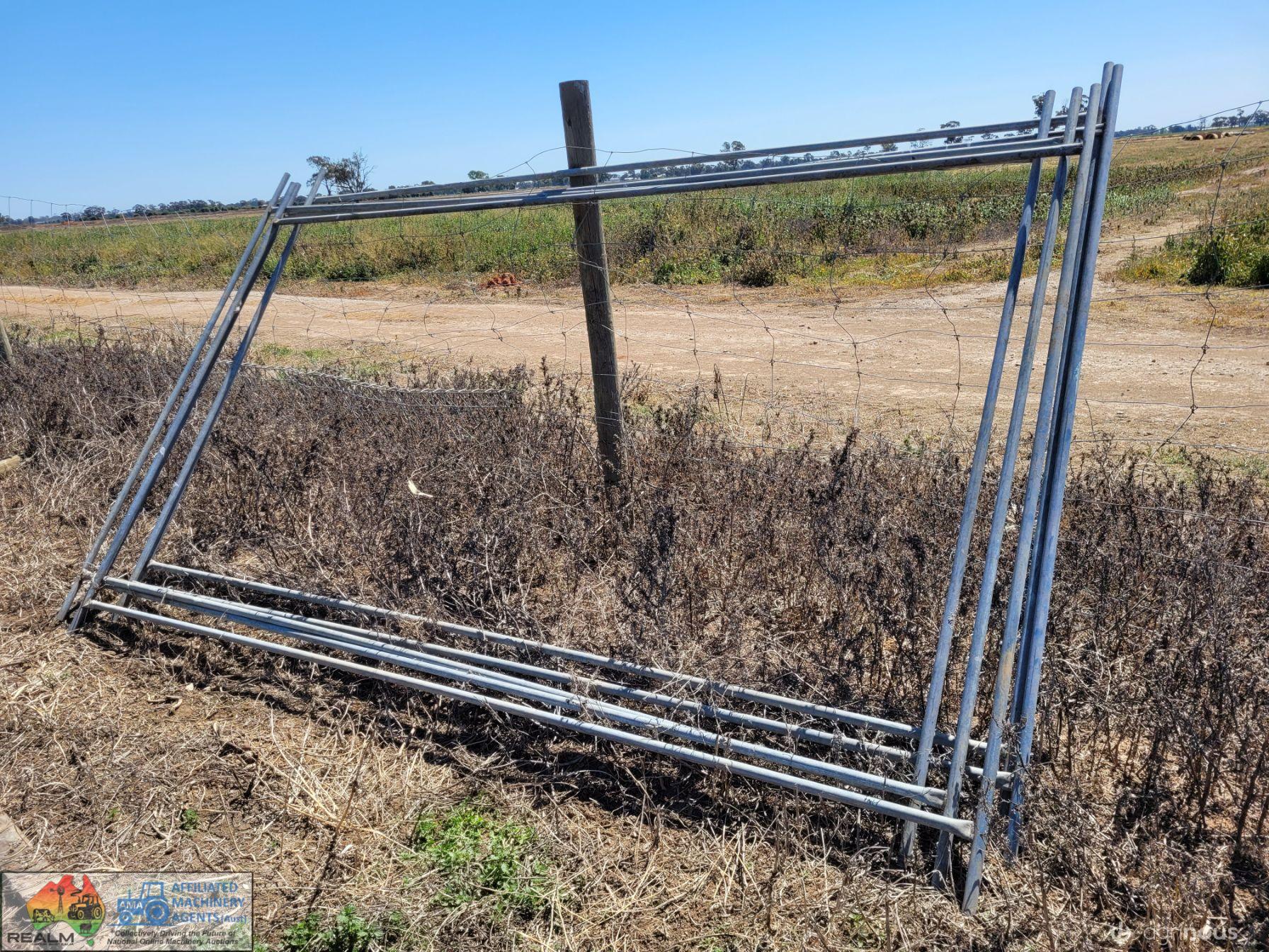 5x Galv. Frames (2.1m x 3.2m) - photo 2