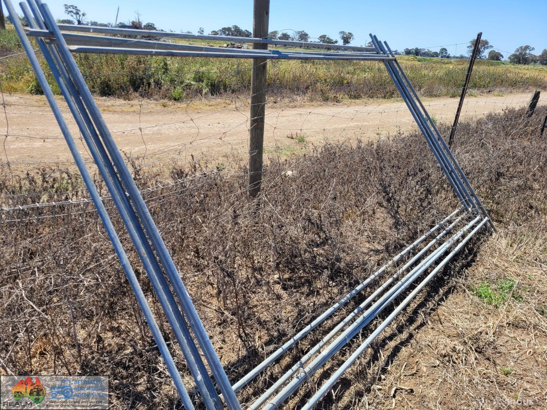 5x Galv. Frames (2.1m x 3.2m)