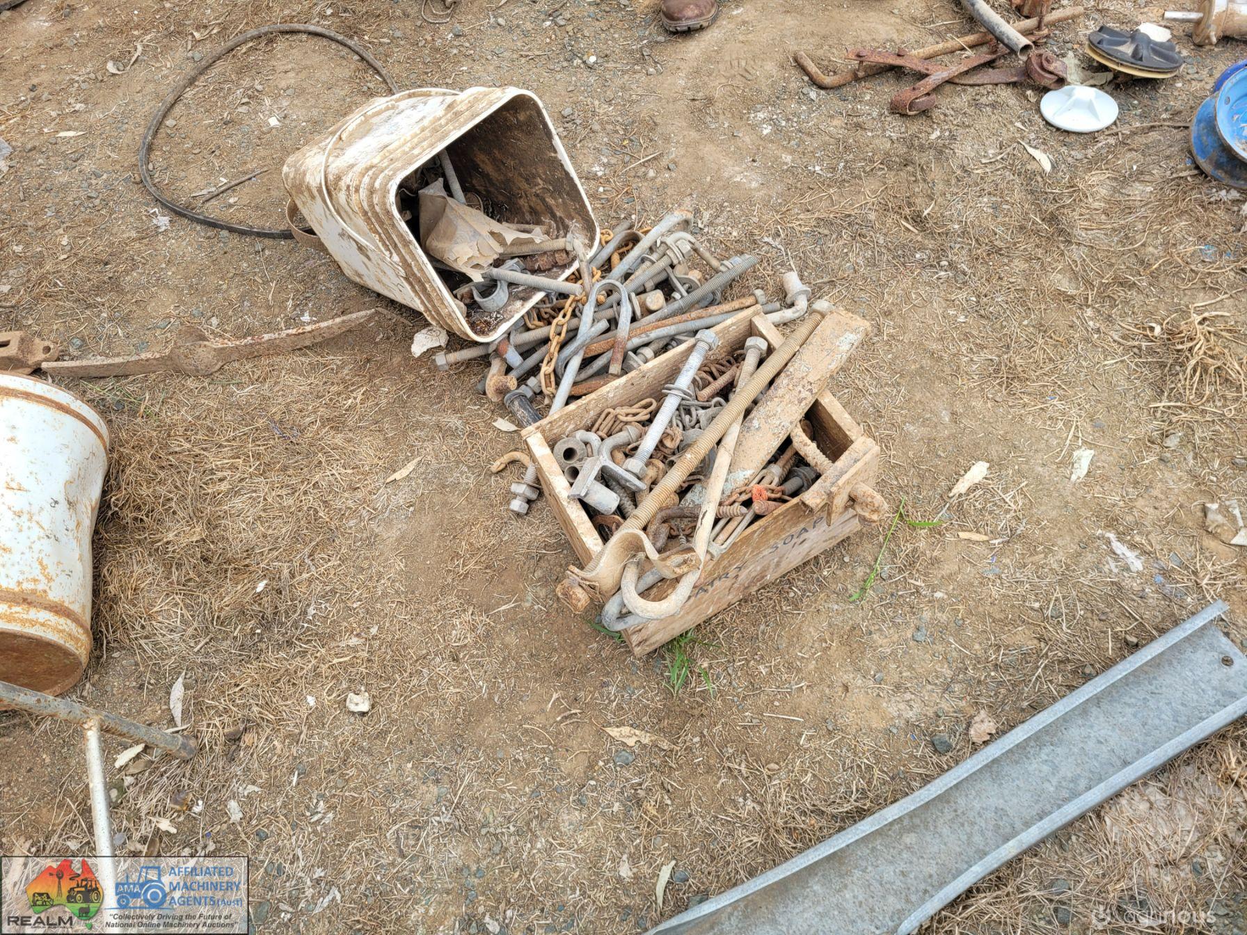 Assorted Gate Fittings (in white square bucket) - photo 4