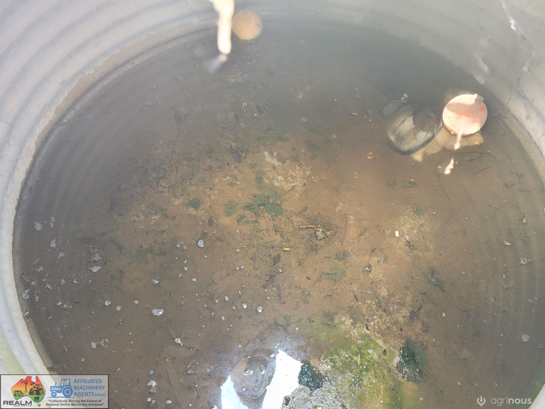 2,500 Ltr Galv. Rainwater Tank - photo 3