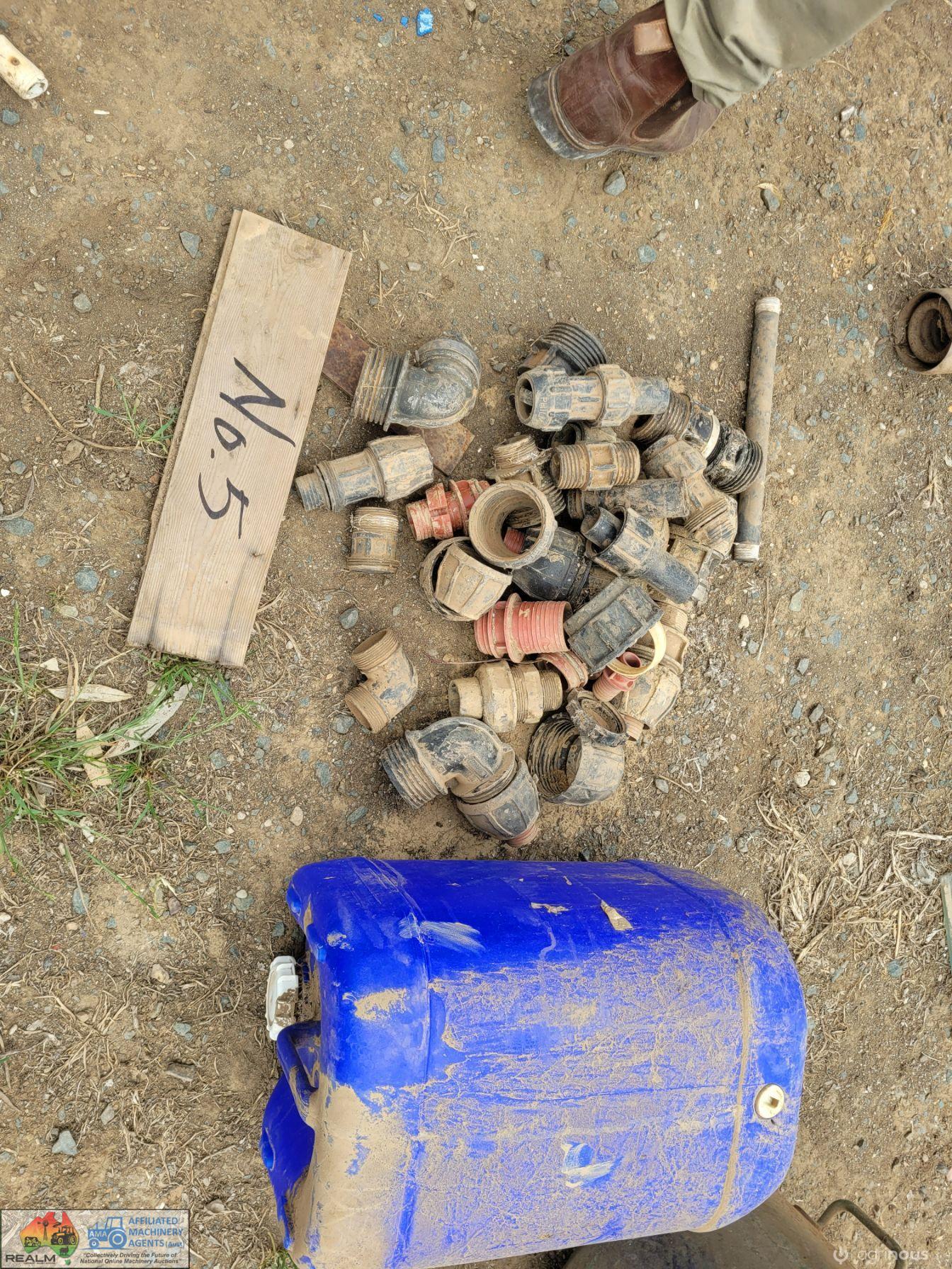 Assorted Poly Fittings (No.5) - photo 2