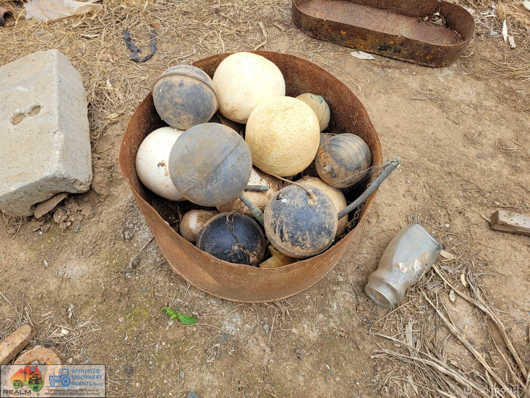 Drum of Trough Floats - photo 2
