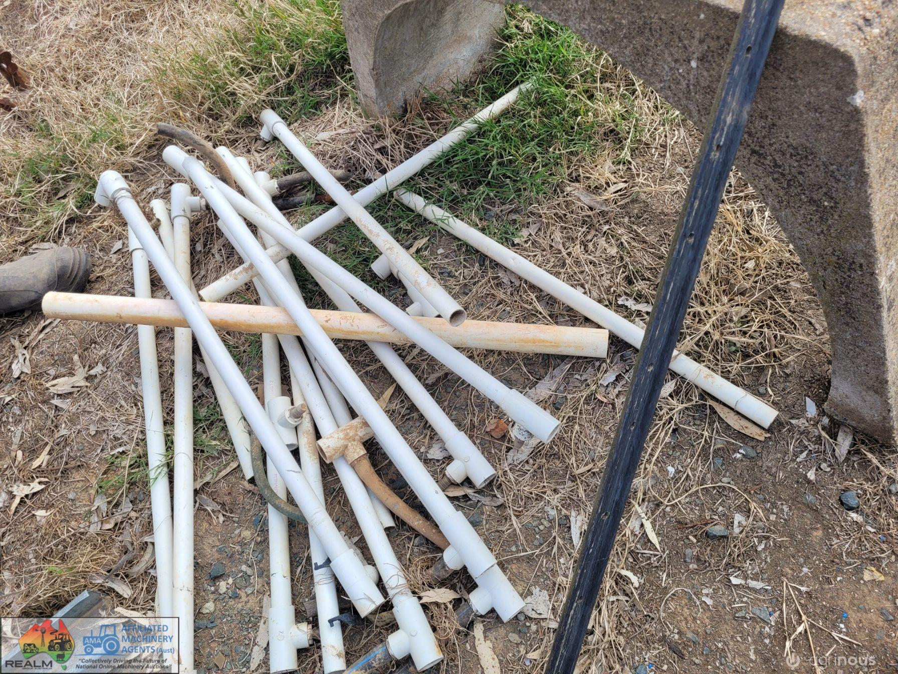 PVC 25mm Pipes with Brass T-nipples