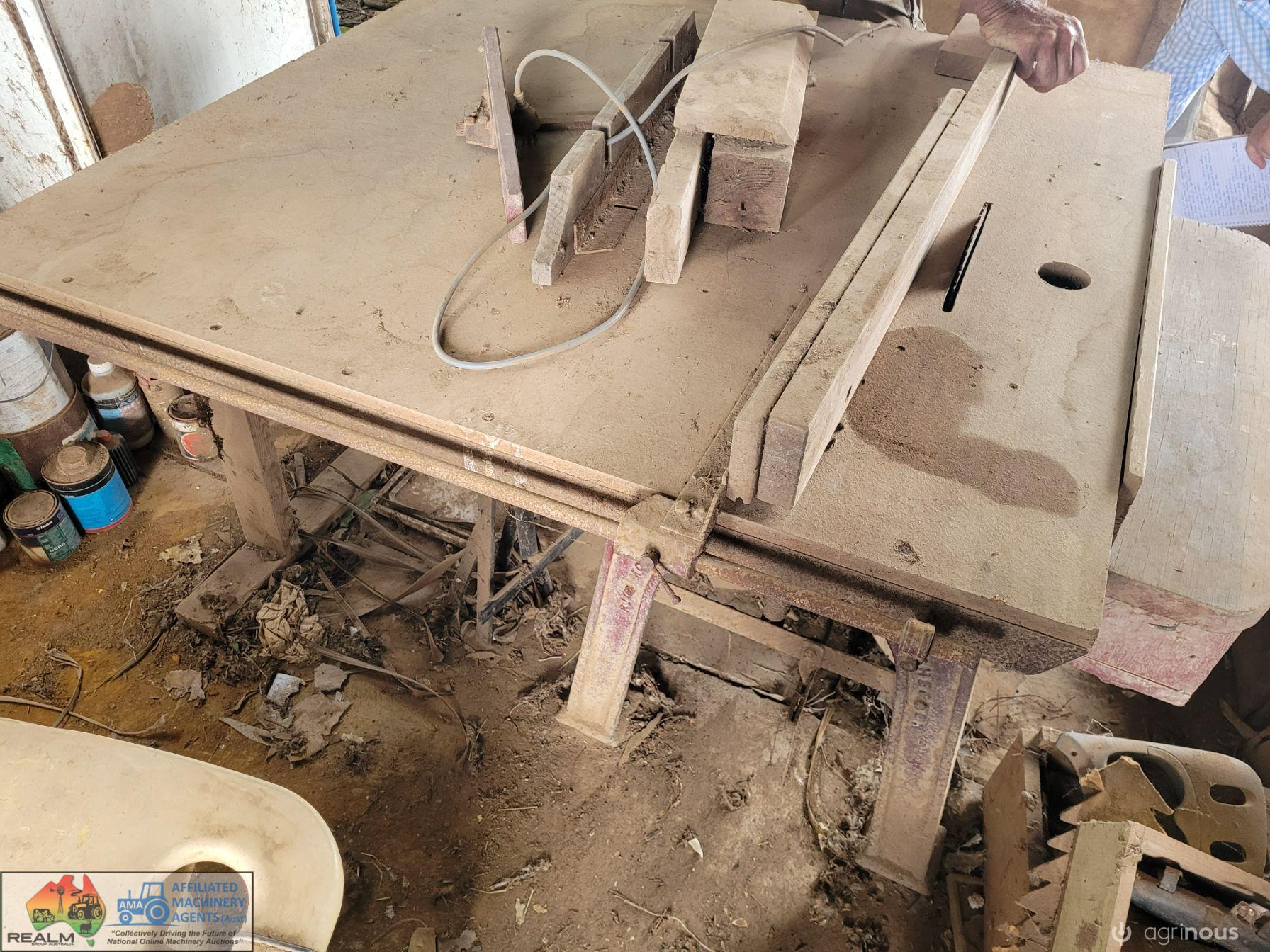 'Chandler Salford of Manchester' 8" Woodworking Saw Bench - photo 12