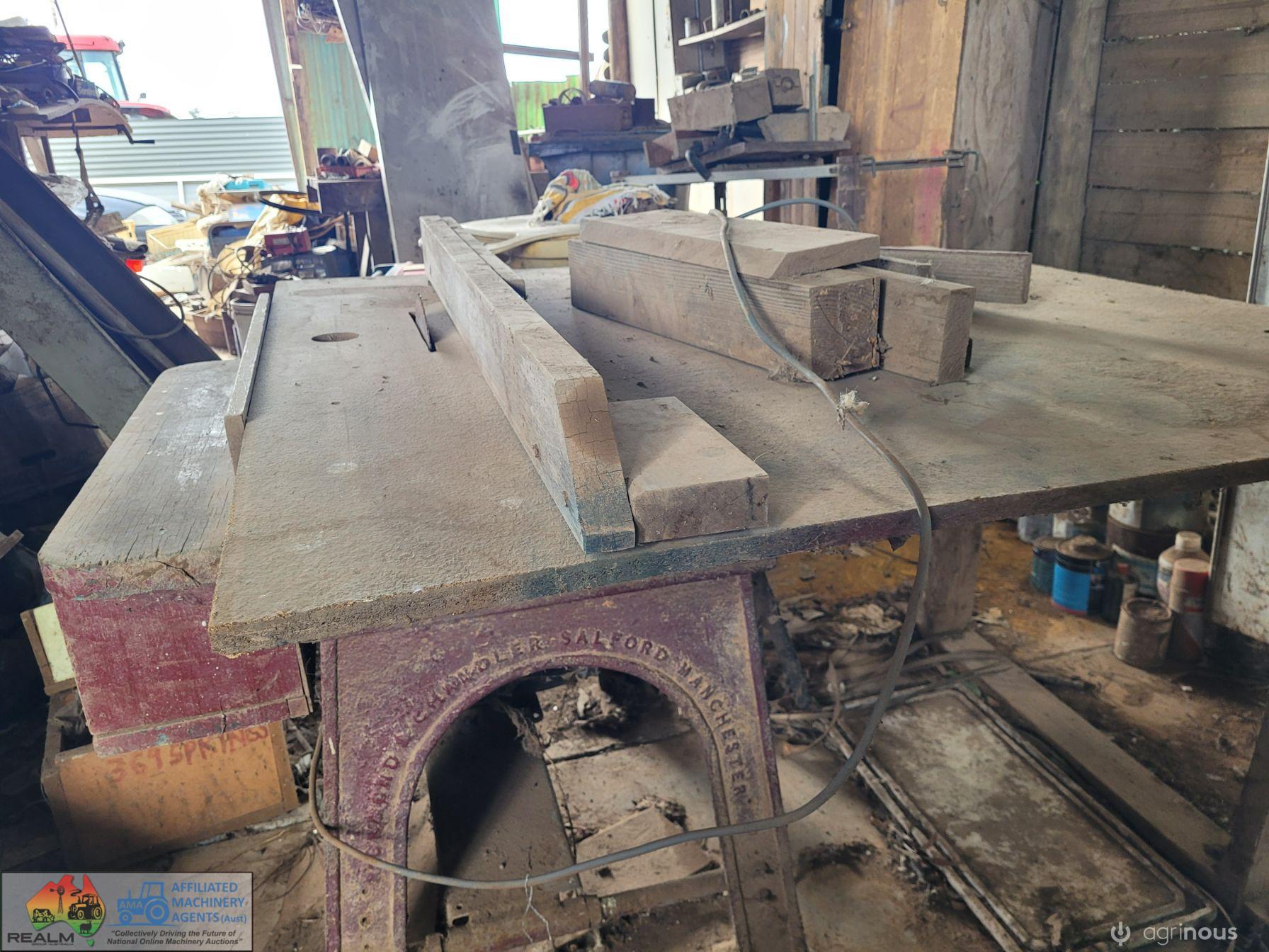 'Chandler Salford of Manchester' 8" Woodworking Saw Bench