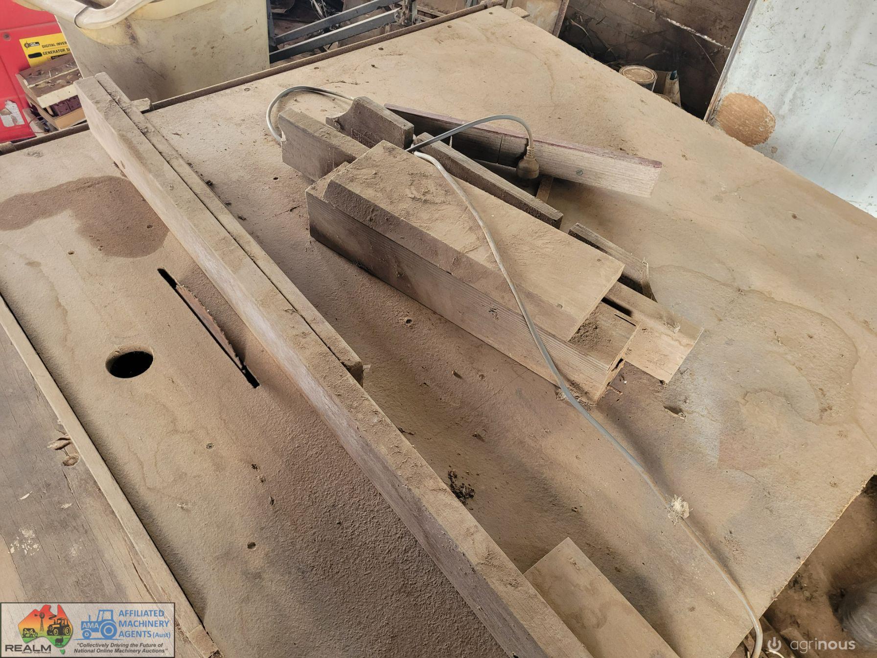 'Chandler Salford of Manchester' 8" Woodworking Saw Bench - photo 7