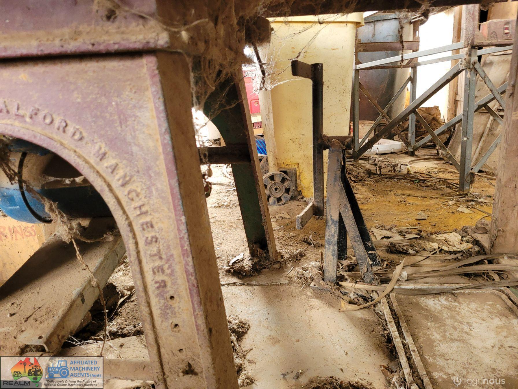 'Chandler Salford of Manchester' 8" Woodworking Saw Bench - photo 11