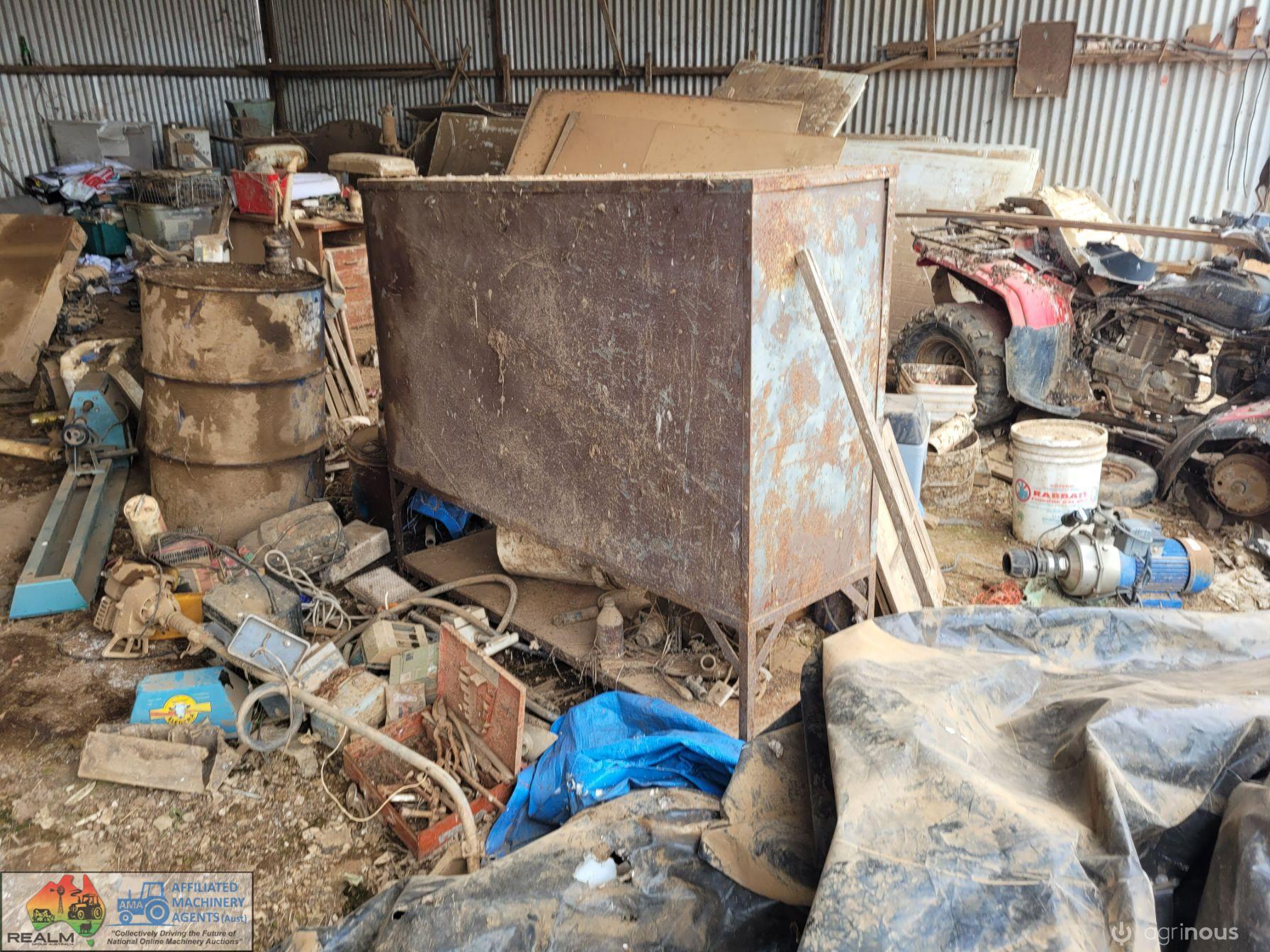 12 Cupboard Steel Workshop Cabinet/Locker - photo 6