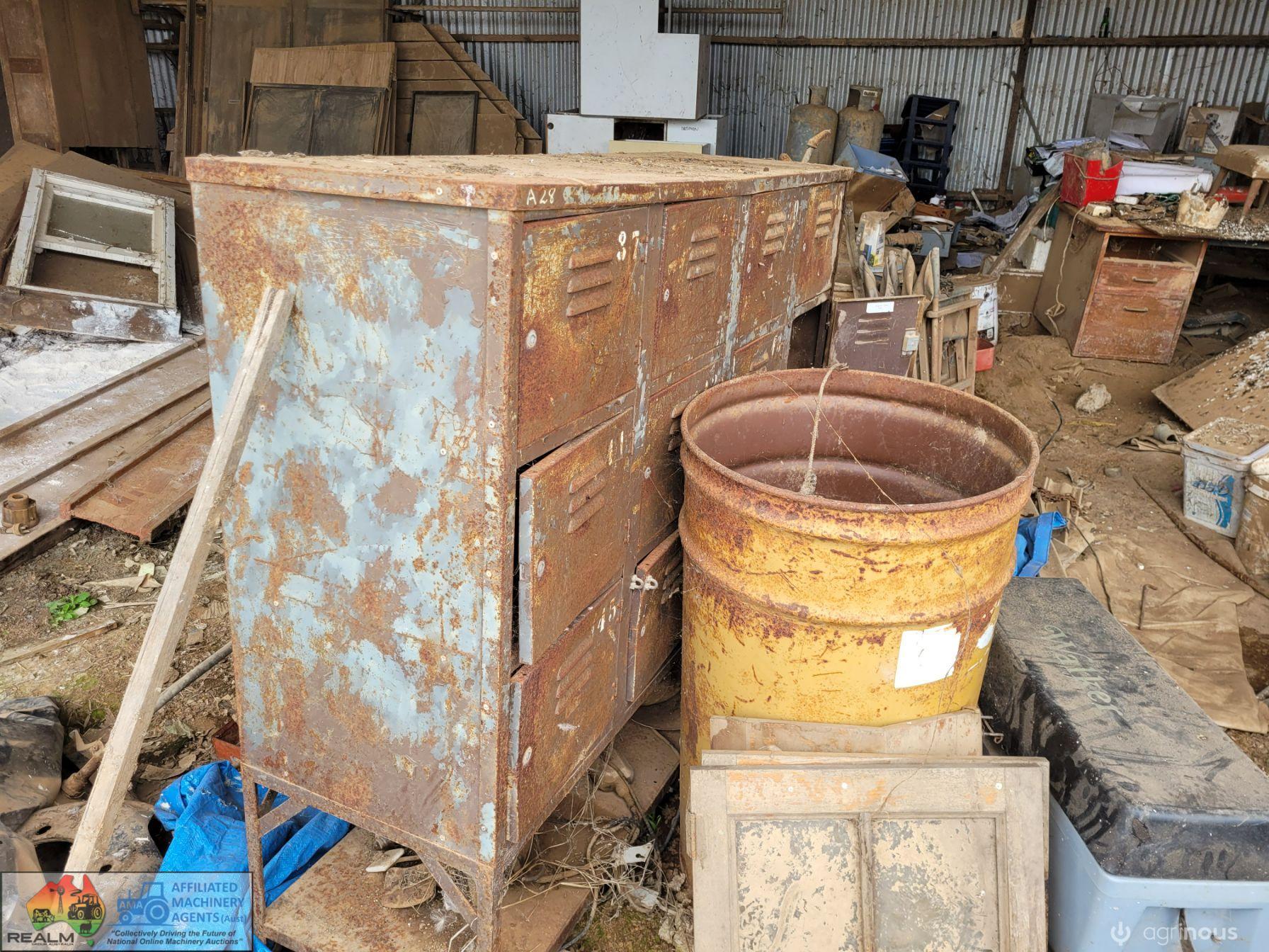 12 Cupboard Steel Workshop Cabinet/Locker - photo 5