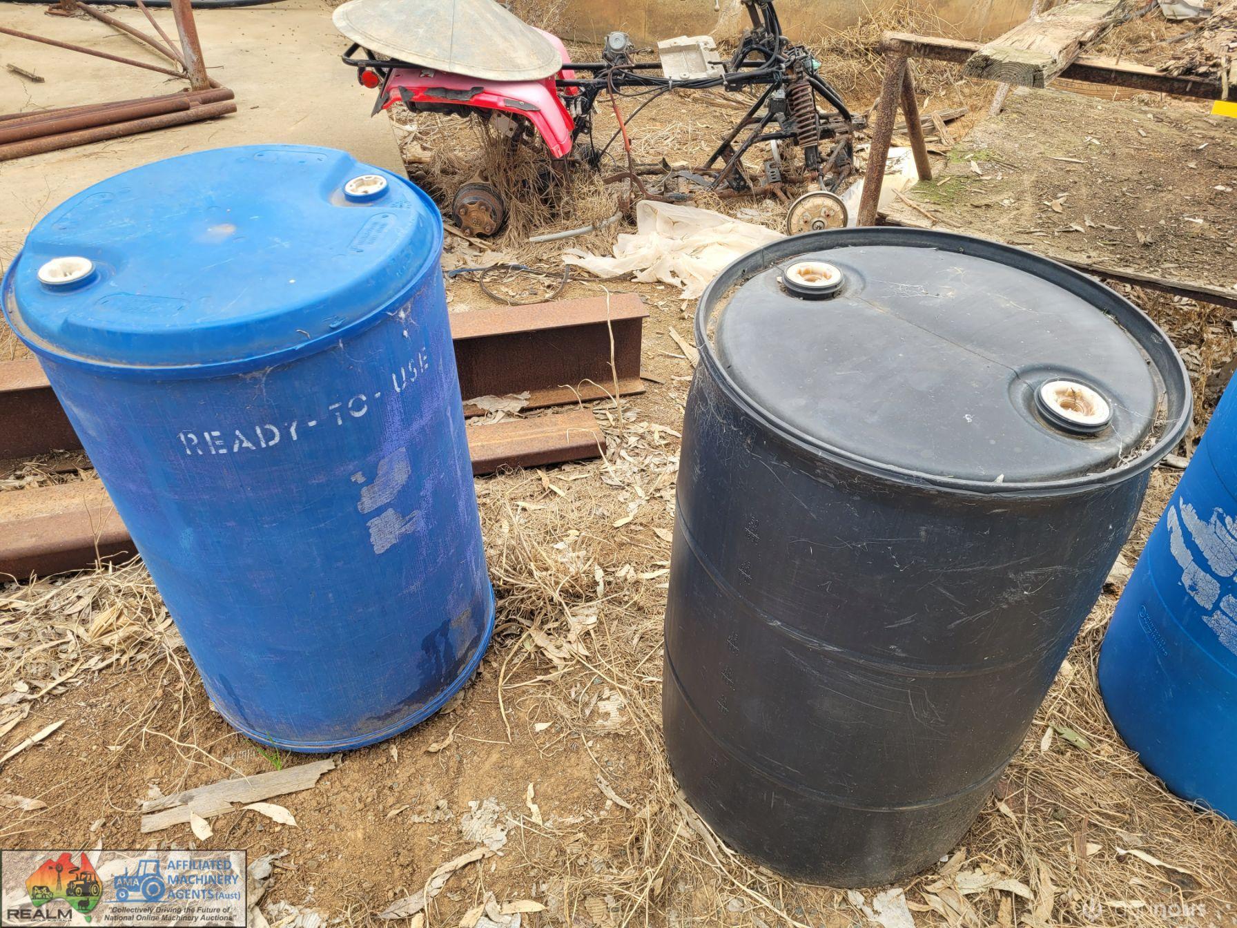 6x Plastic Barrels of Fish Oil Fertilizer - photo 4