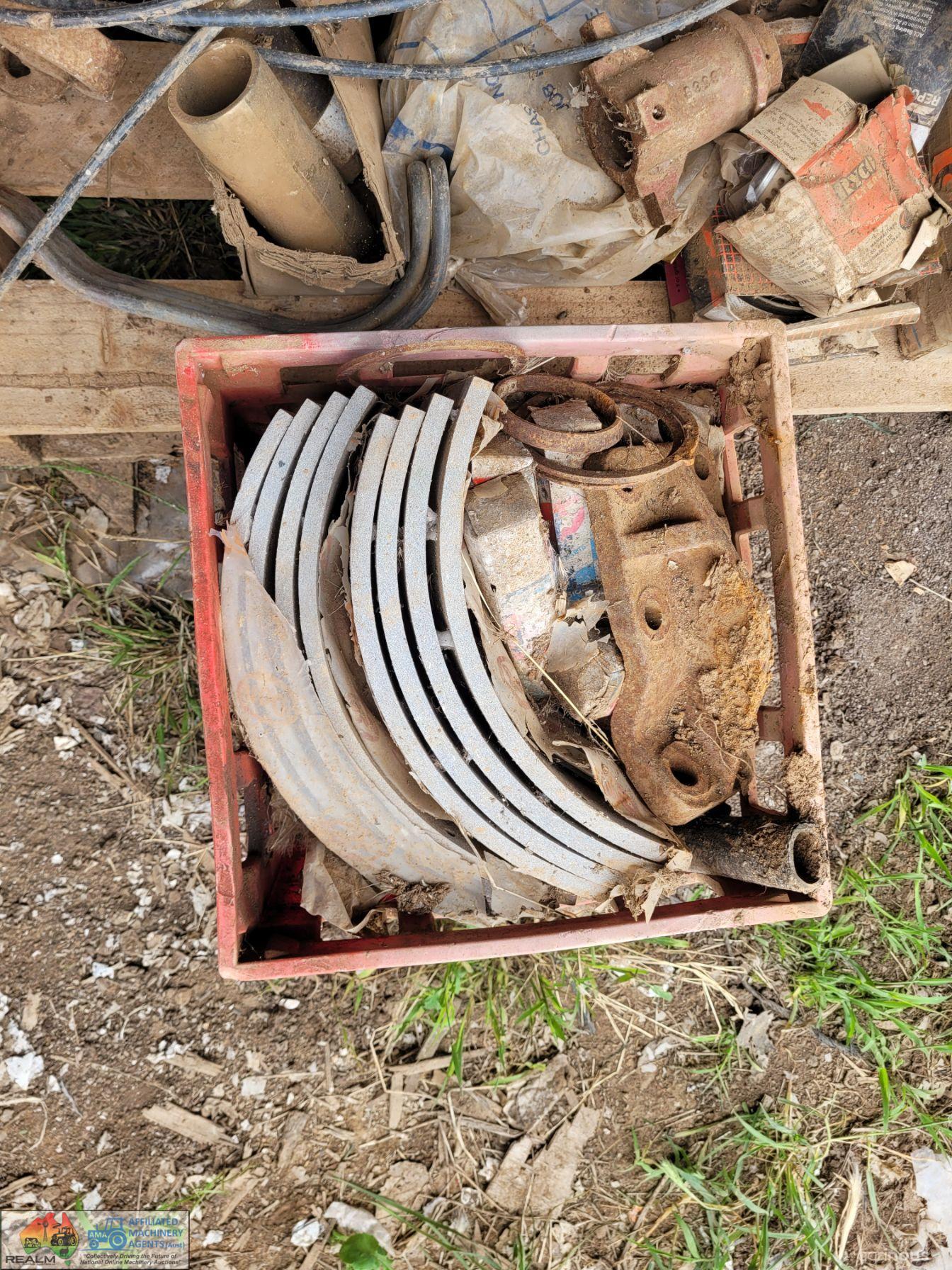 2 Pallets of Assorted Truck Parts - photo 8