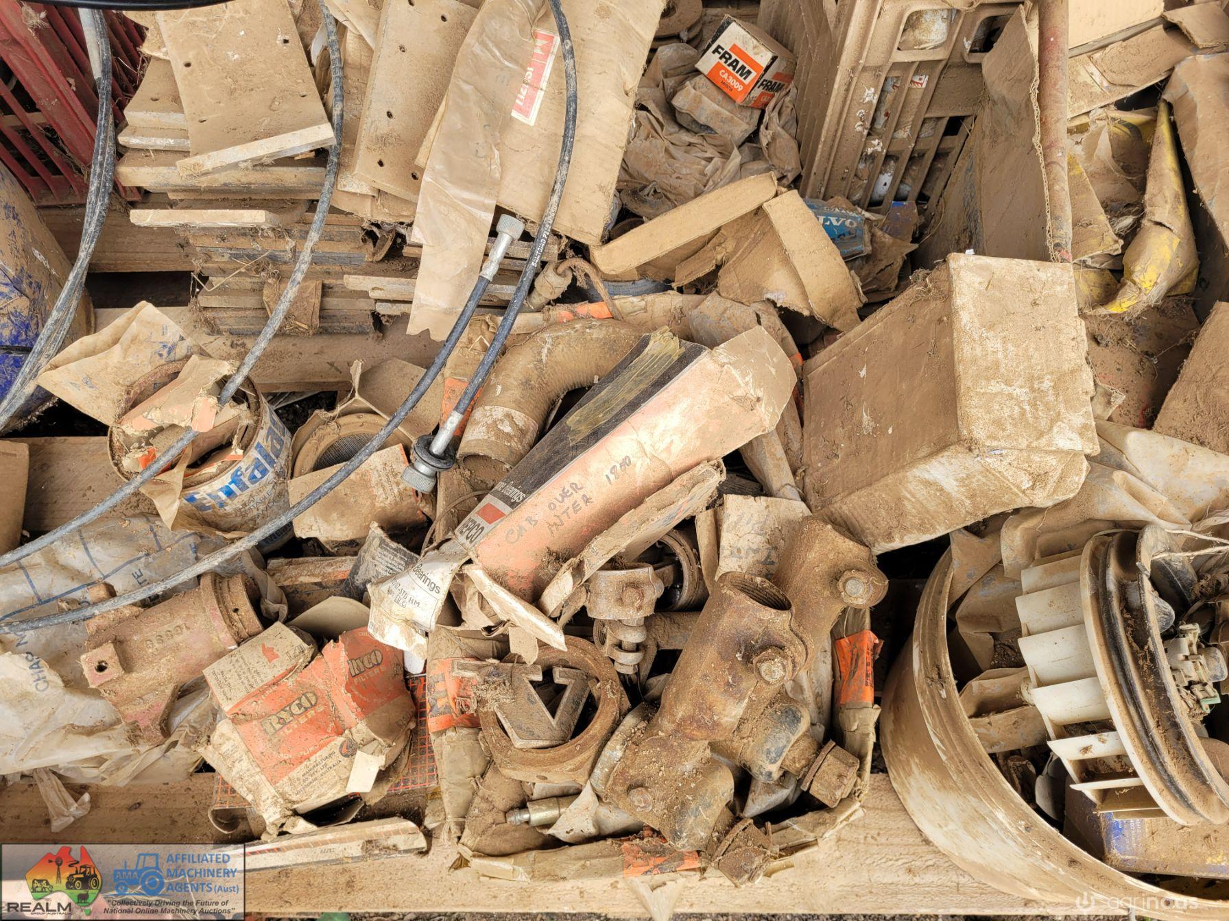 2 Pallets of Assorted Truck Parts - photo 4