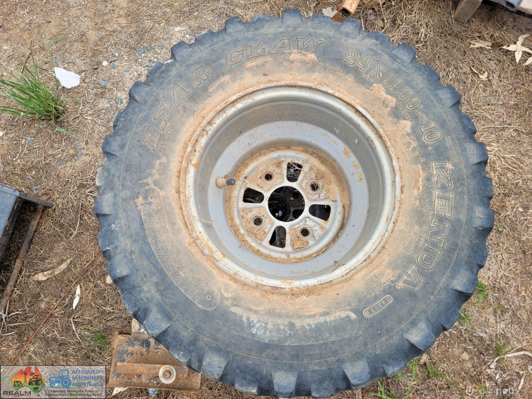 3x Honda Quad Bike Tyres & Rims - photo 2