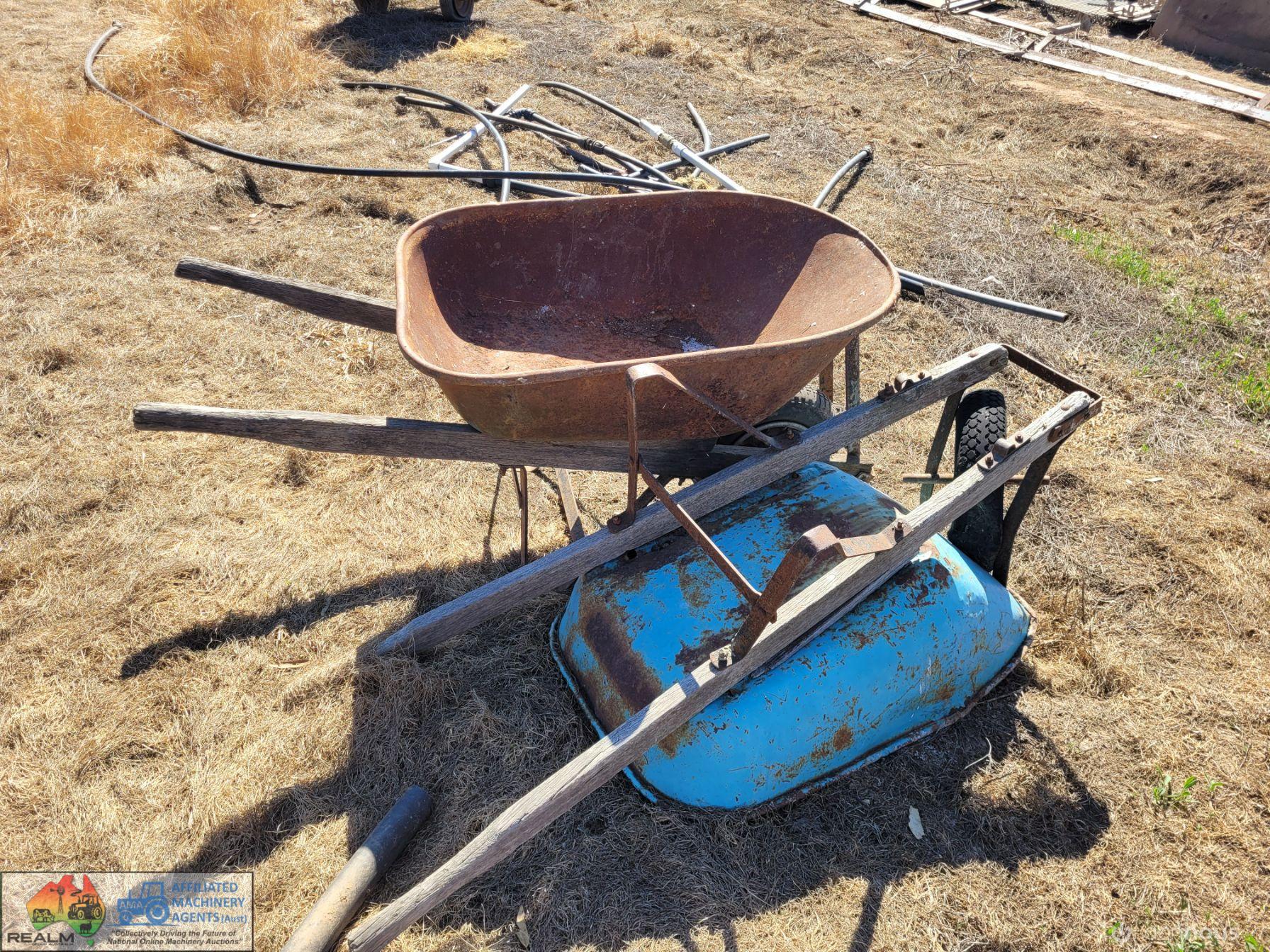 2x Wheel Barrows - photo 3