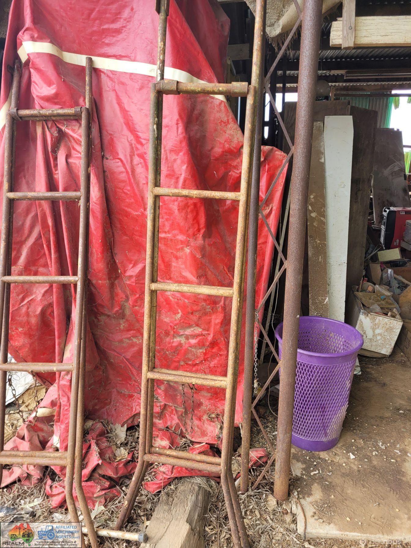 2x Picker's Ladders - photo 4