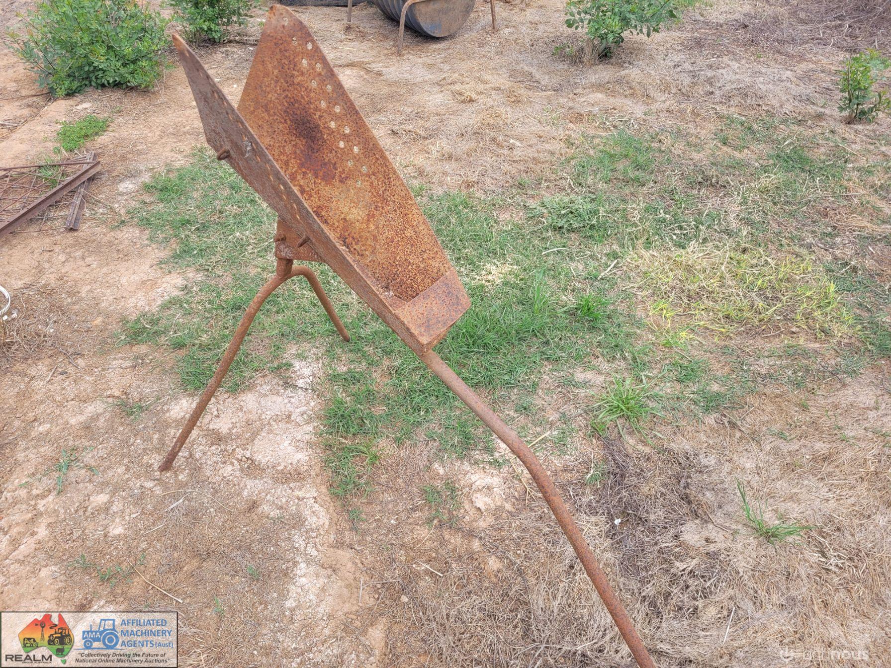 Pig Marking Cradle