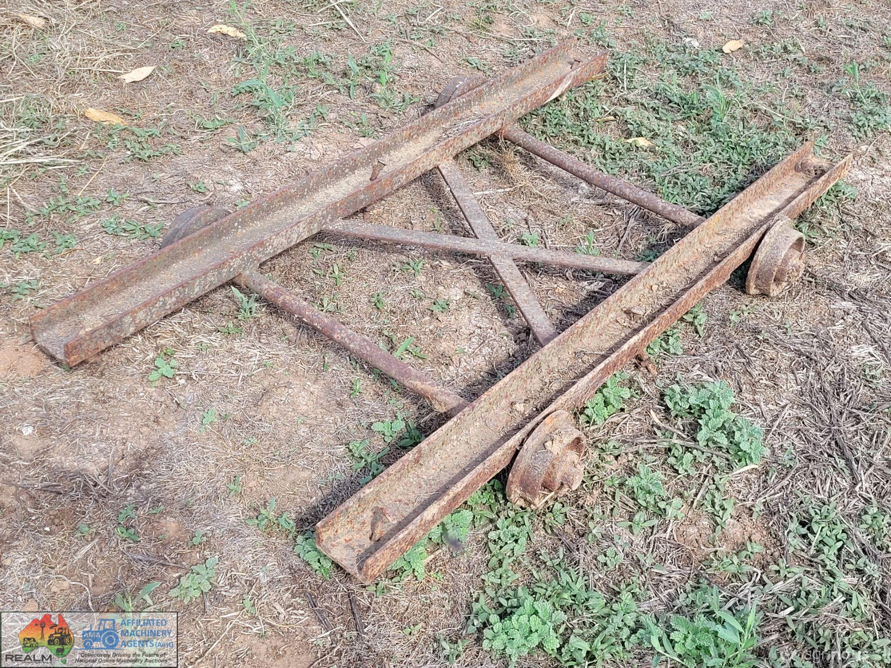Steel Rail Trolley Frame (Ex-Railways) - photo 4