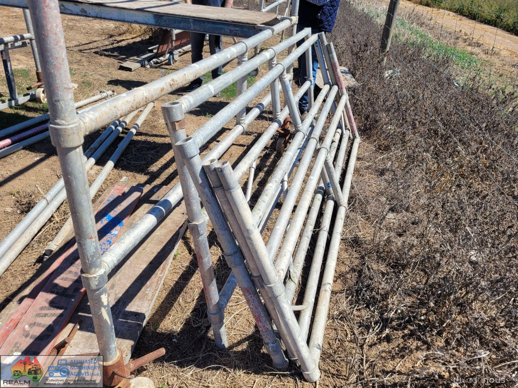 Scaffold with Ladder & 3 Platforms (2.5 x 2.5 x 4.5m High) - photo 4
