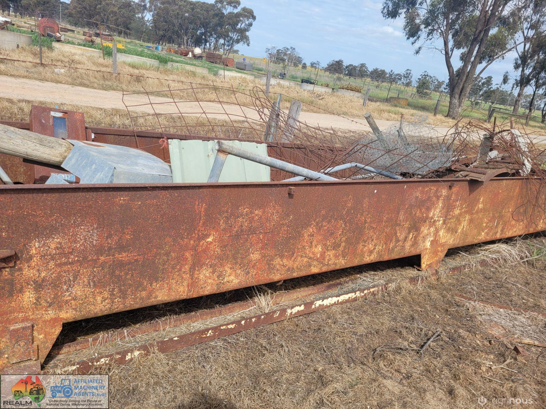 H/Duty Steel Tub on Chassis Rails