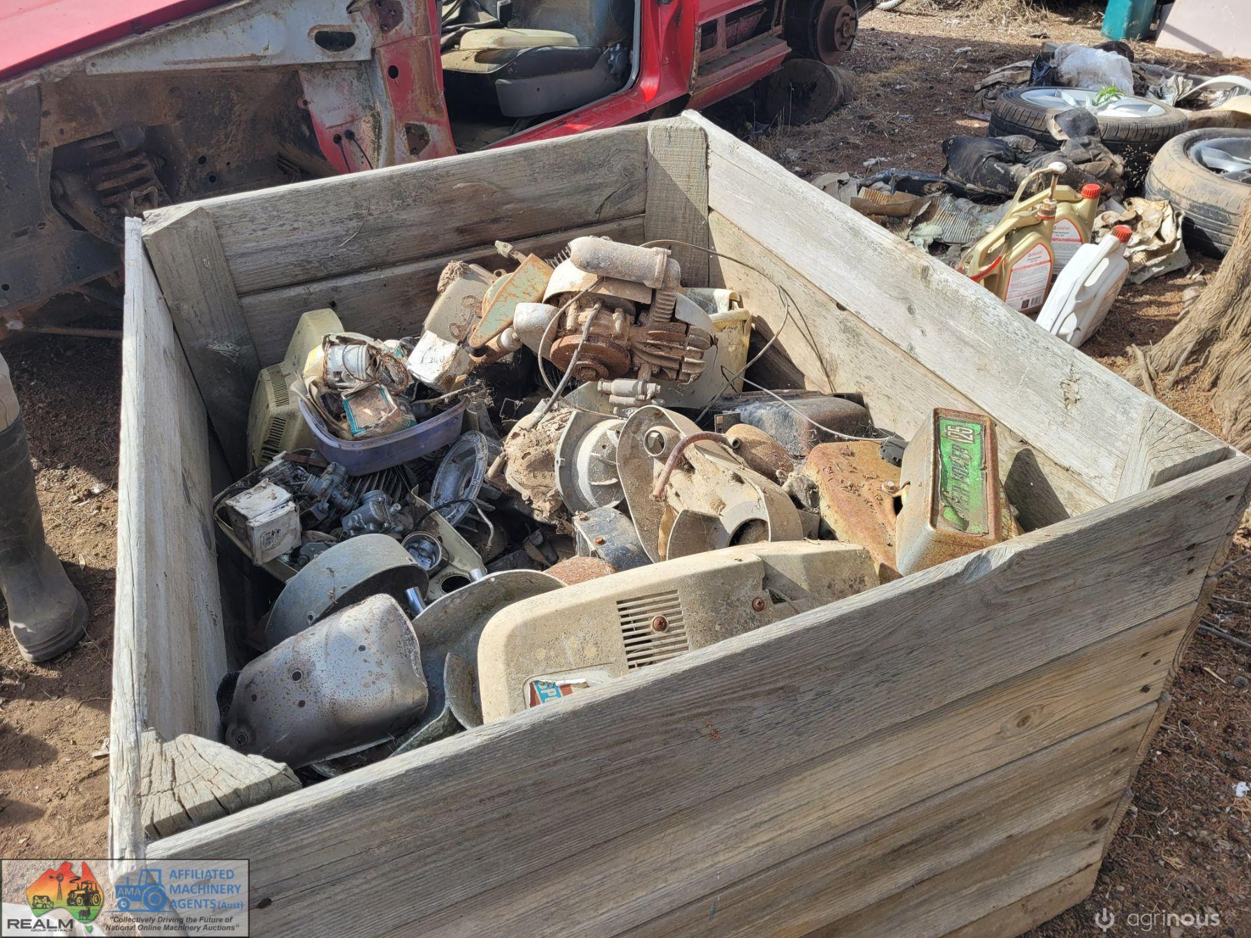 Old Lawn Mower & Small Engine Parts