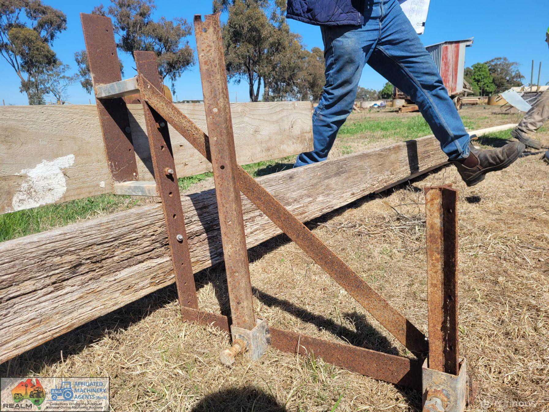 House Slab Formwork Brackets for Timber Boxing - photo 4