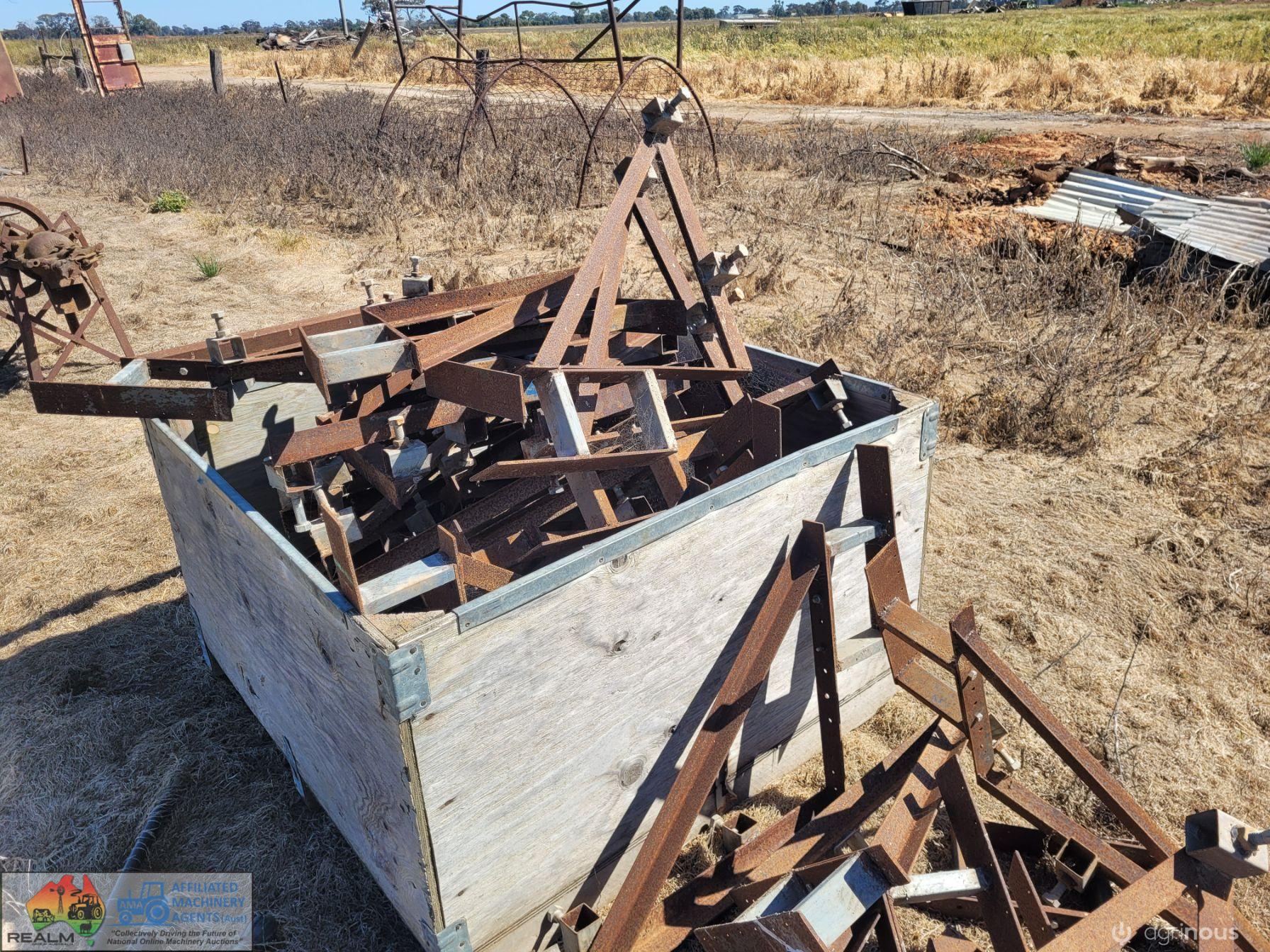 House Slab Formwork Brackets for Timber Boxing - photo 7
