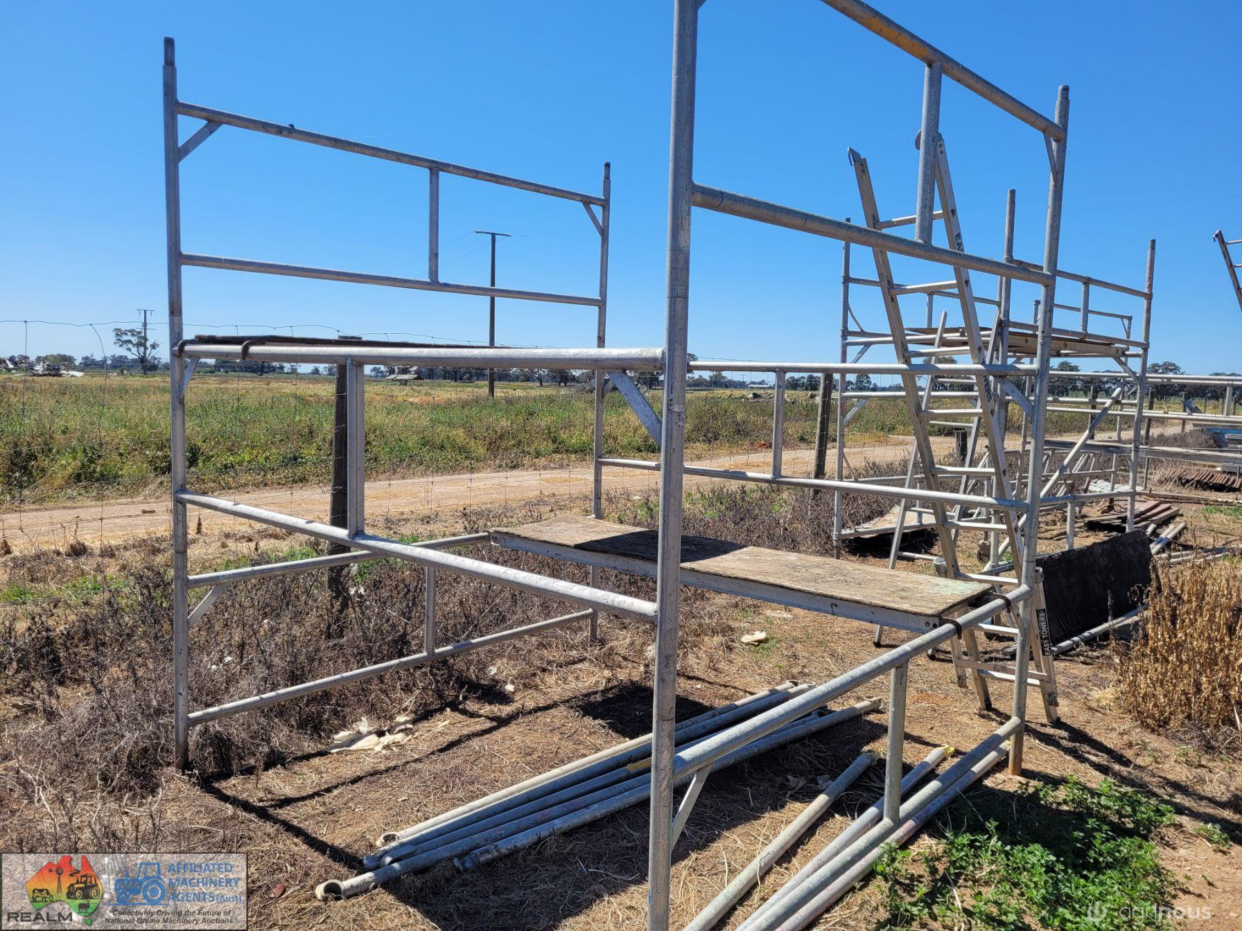 Scaffold with Ladder & 2 Platforms (2.5 x 2.5 x 2.7m High)