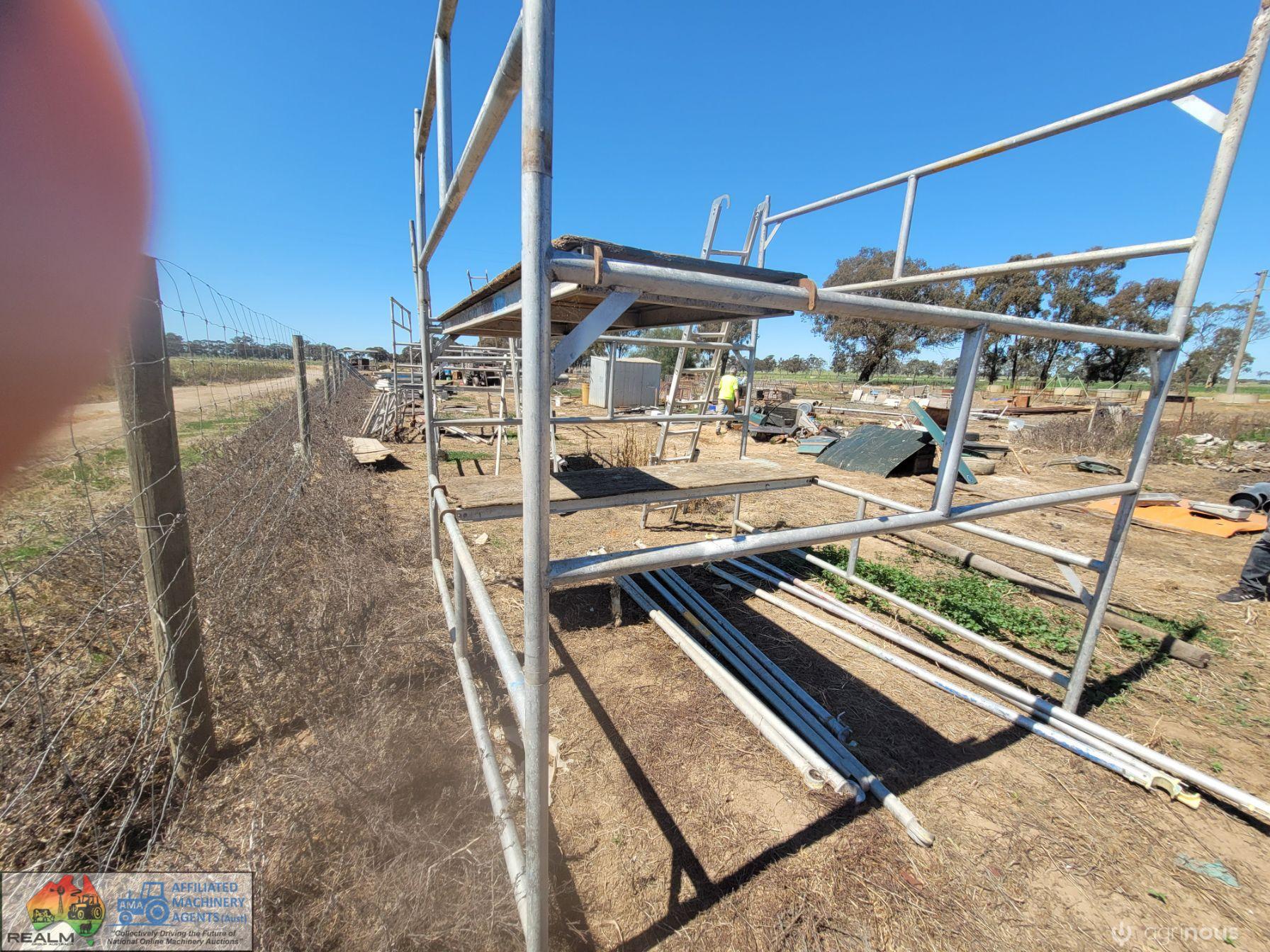 Scaffold with Ladder & 2 Platforms (2.5 x 2.5 x 2.7m High) - photo 2