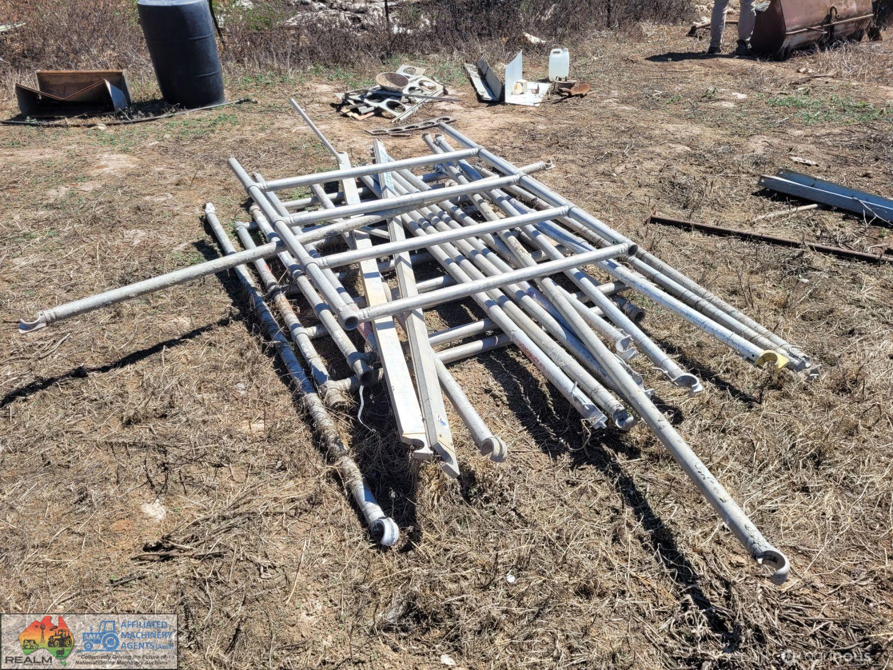 Assorted Scaffold Tubing, Braces & Panels - photo 2