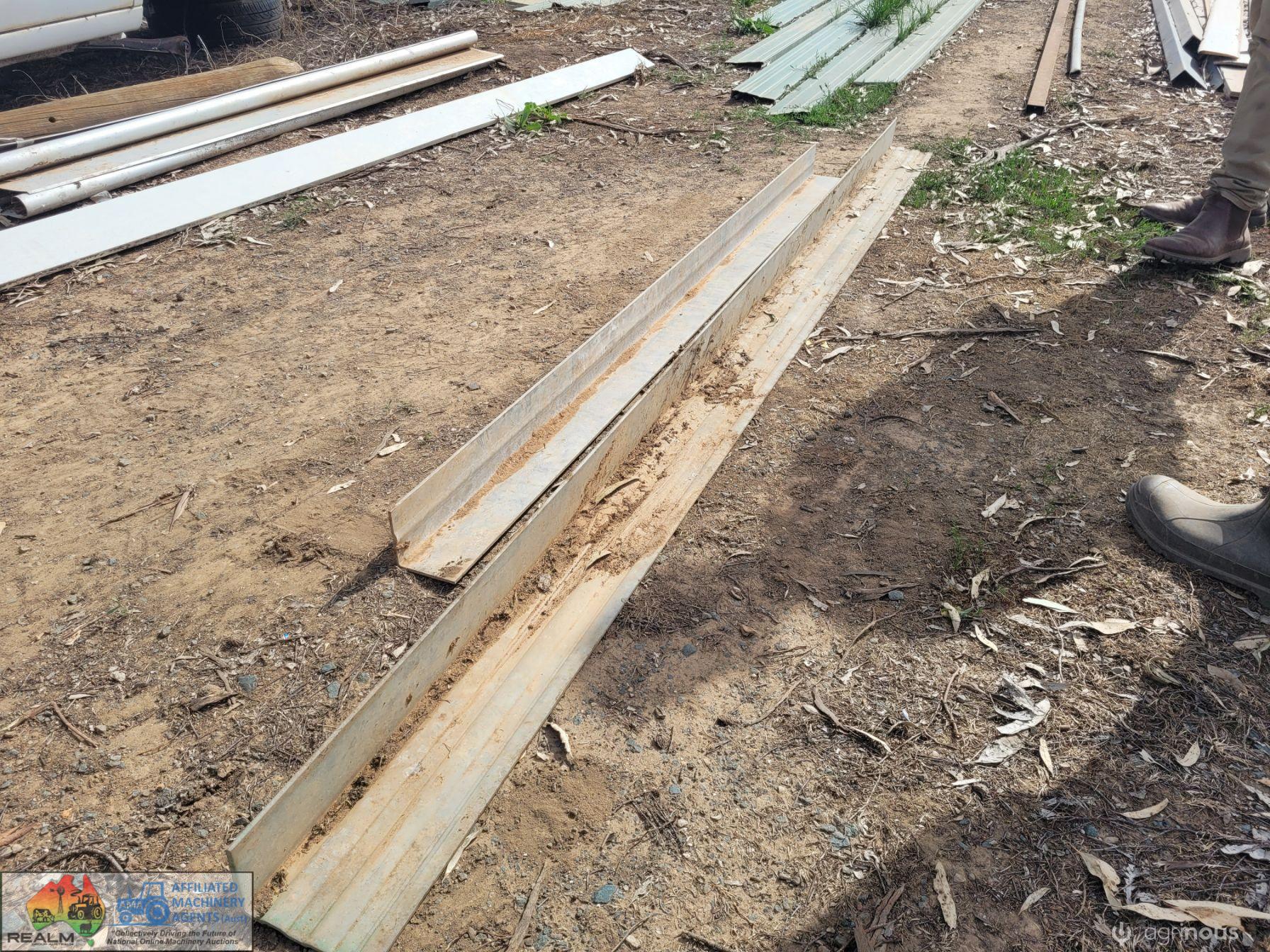 2x Building Lentils (100 x 100 x 2.1m) & (100 x 150 x 3.1m)